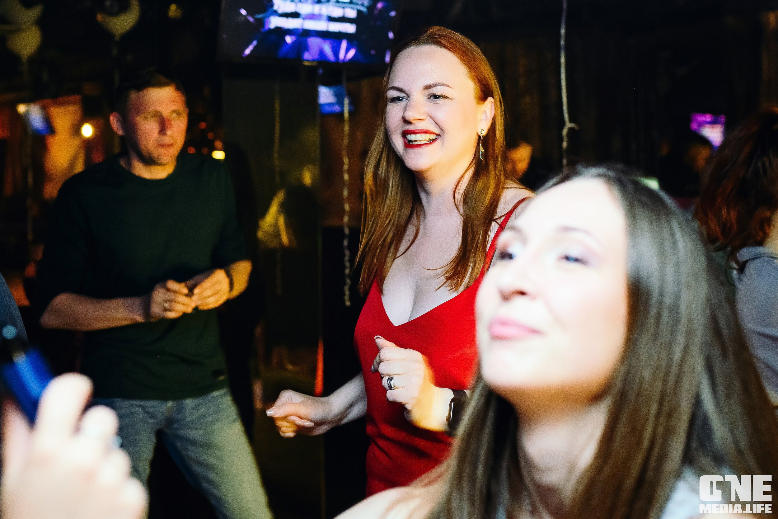 Фотоотчет из караоке-клуба Эйфория. One Media Life: фоторепортажи, фотоотчеты с мероприятий и заведений