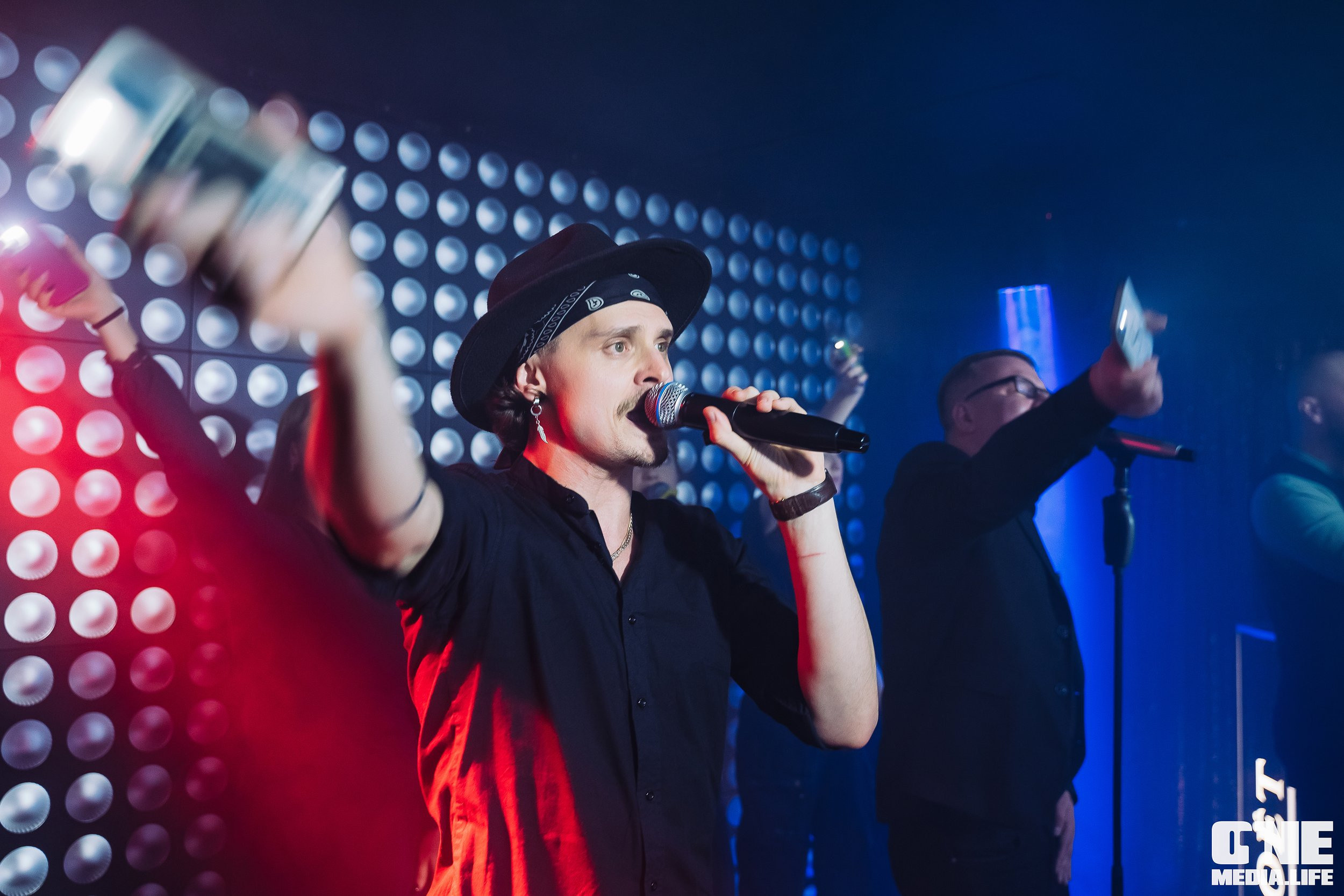 Фоторепортаж из караоке-клуба Эйфория. One Media Life: фоторепортажи, фотоотчеты с мероприятий и заведений