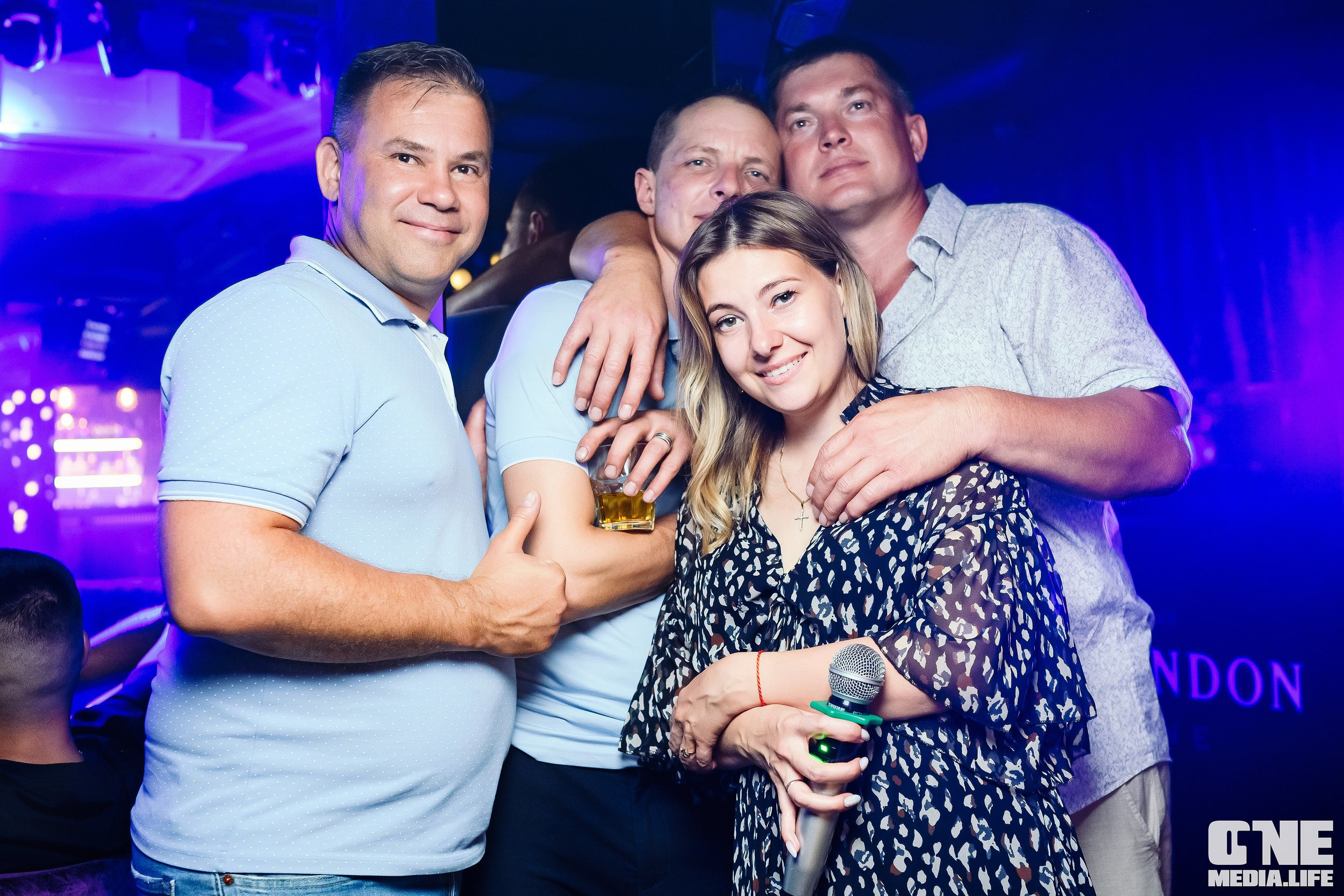 Фоторепортаж из караоке-клуба Эйфория. One Media Life: фоторепортажи, фотоотчеты с мероприятий и заведений