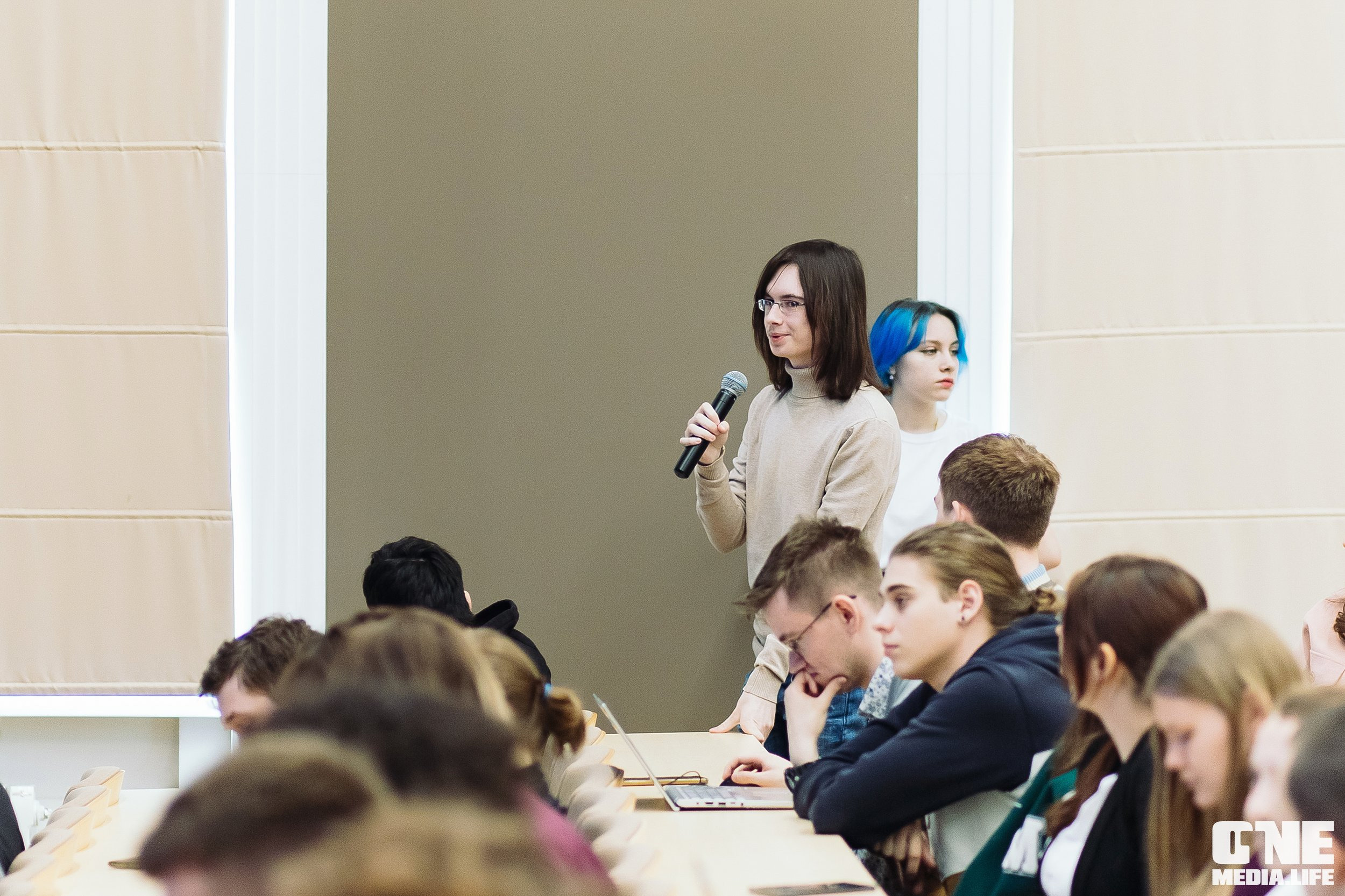 Серия лекция по искусственному интеллекту. One Media Life: фоторепортажи, фотоотчеты с мероприятий и заведений