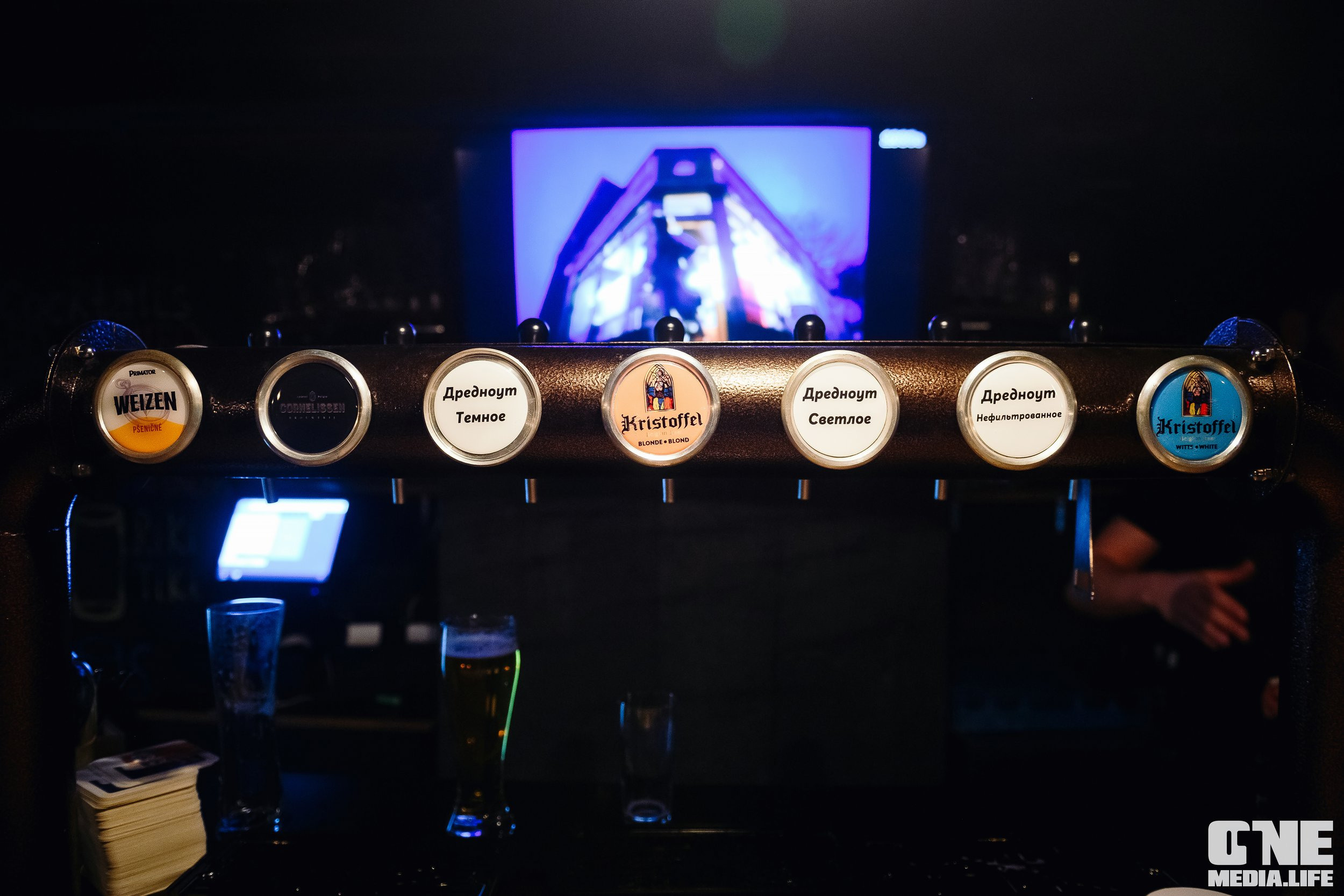 Фотоотчет из бара Dreadnought. One Media Life: фоторепортажи, фотоотчеты с мероприятий и заведений