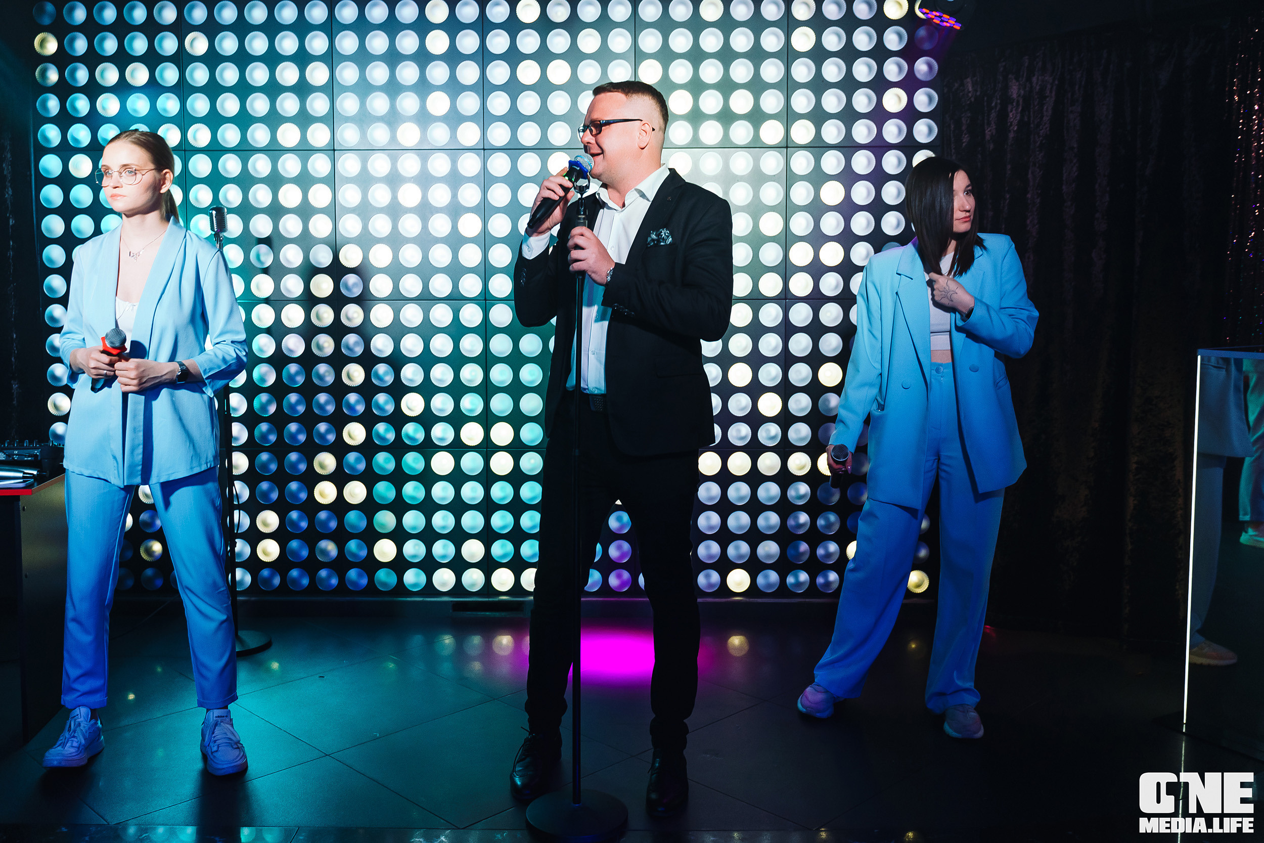 Фоторепортаж из караоке-клуба Эйфория. One Media Life: фоторепортажи, фотоотчеты с мероприятий и заведений