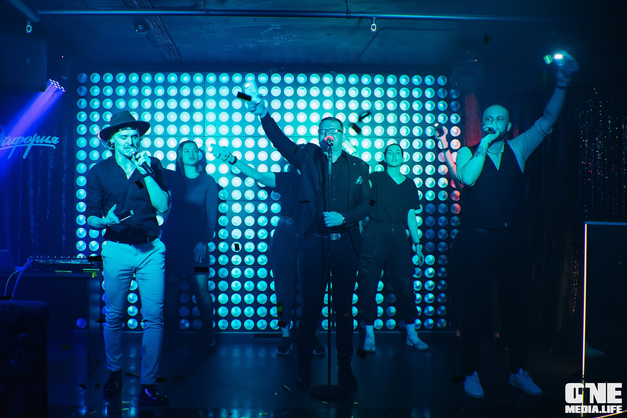 Фоторепортаж из караоке-клуба Эйфория. One Media Life: фоторепортажи, фотоотчеты с мероприятий и заведений