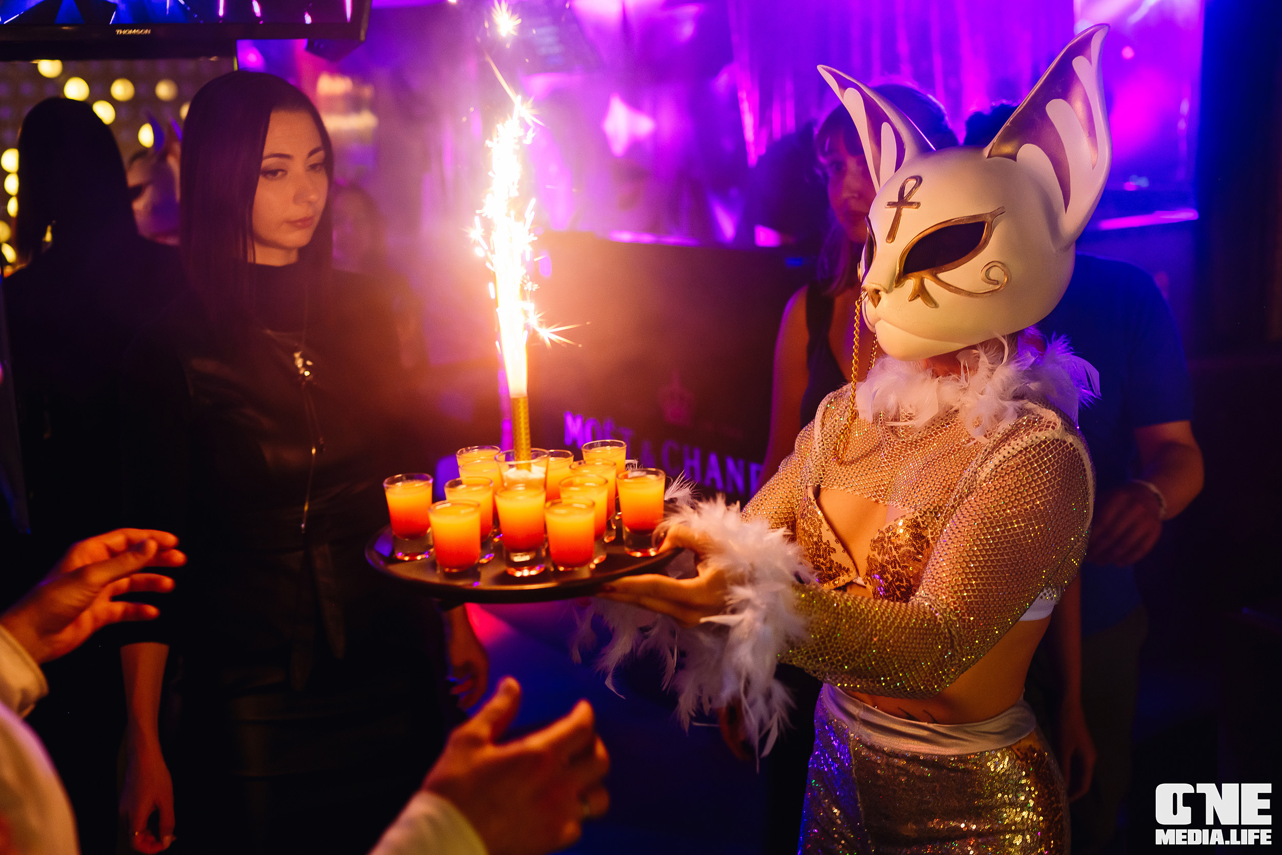 Фоторепортаж из караоке-клуба Эйфория. One Media Life: фоторепортажи, фотоотчеты с мероприятий и заведений