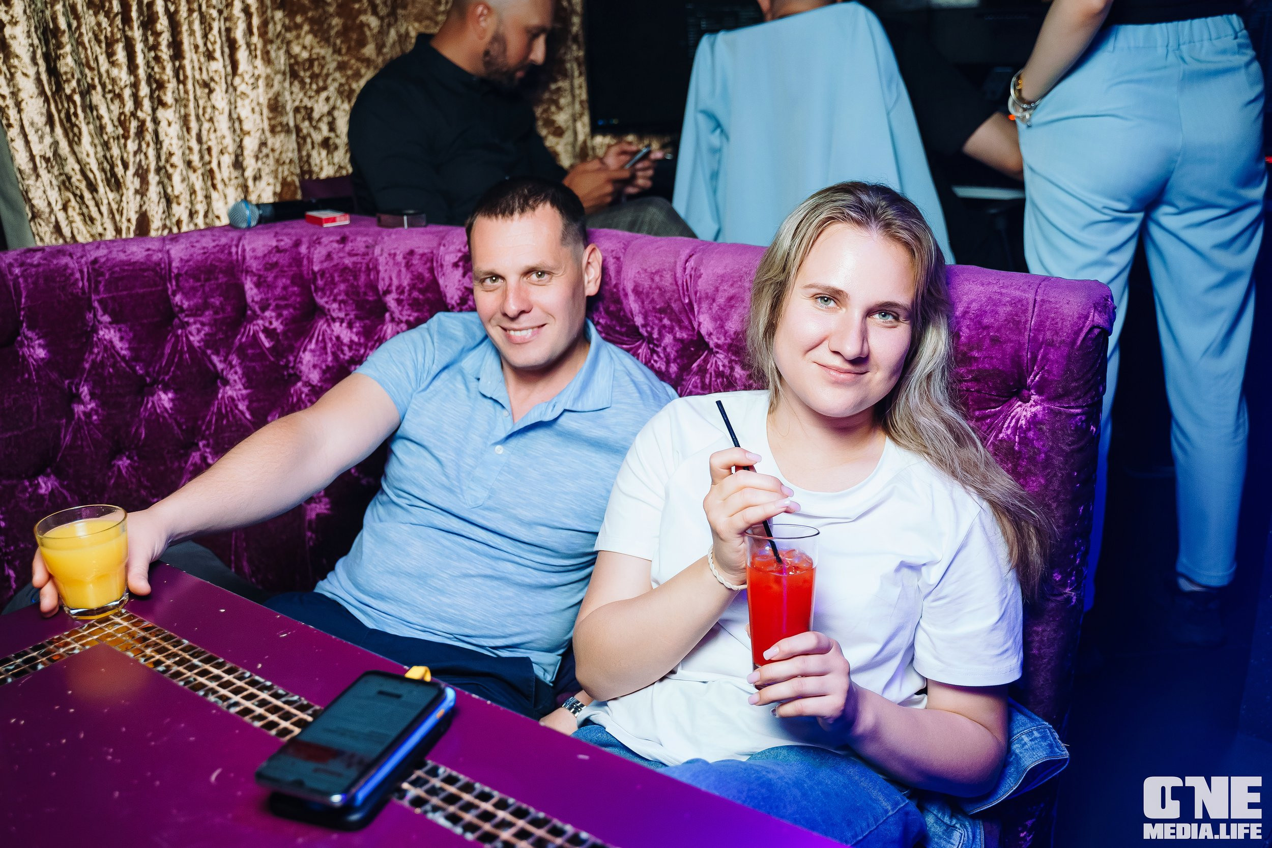 Фотоотчет из караоке-клуба Эйфория. One Media Life: фоторепортажи, фотоотчеты с мероприятий и заведений