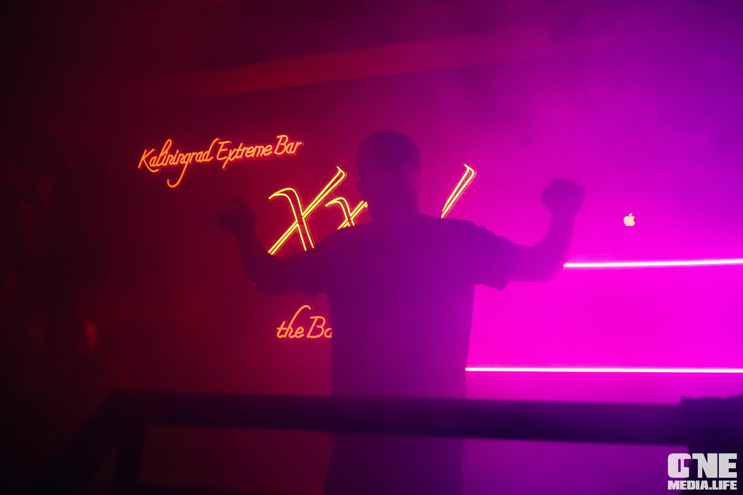 Фоторепортаж из экстрим бара XxxX. One Media Life: фоторепортажи, фотоотчеты с мероприятий и заведений