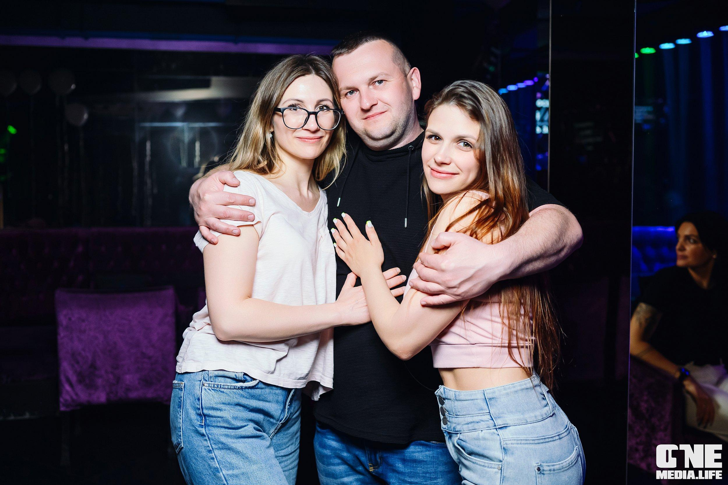 Фоторепортаж из караоке-клуба Эйфория. One Media Life: фоторепортажи, фотоотчеты с мероприятий и заведений