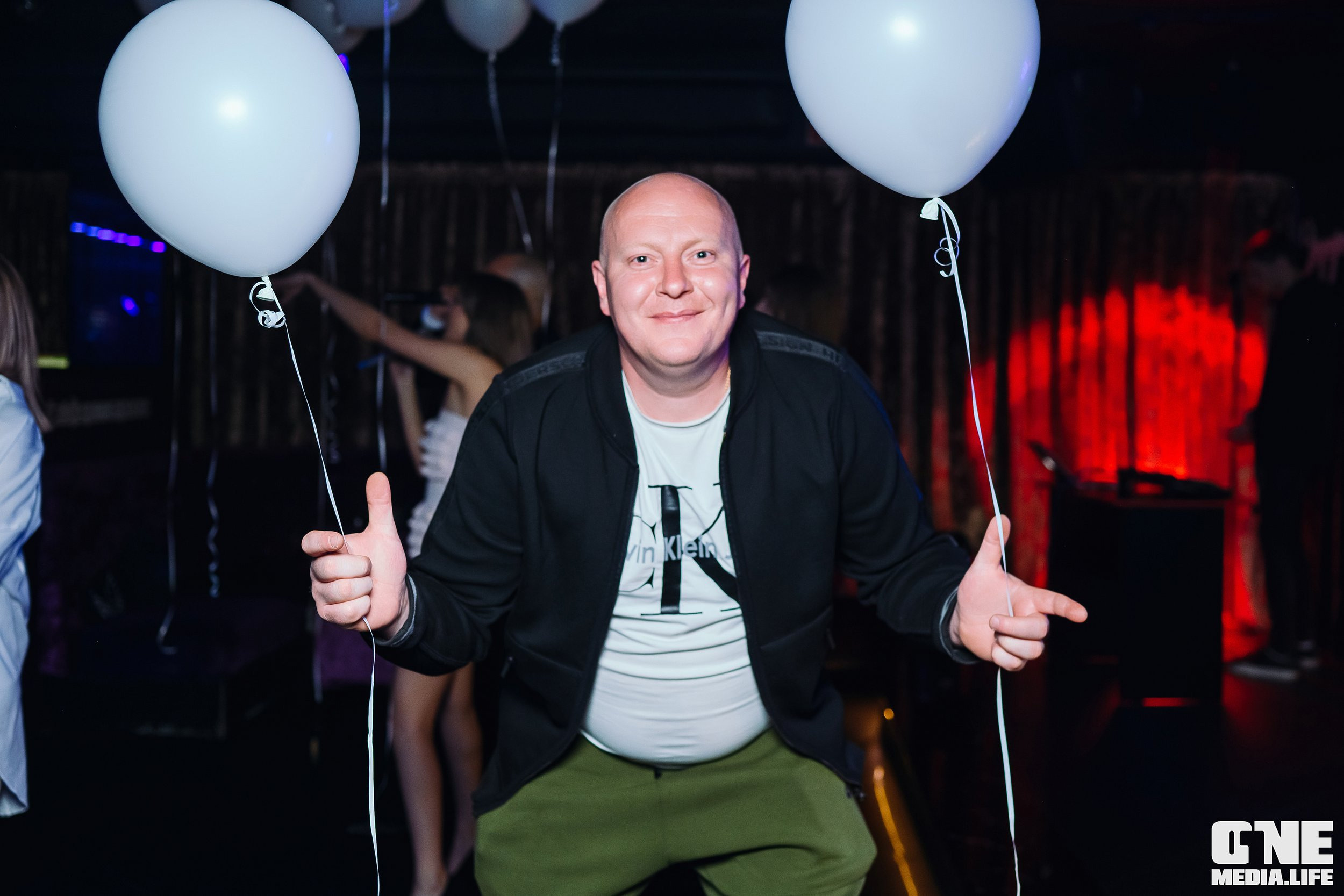 Фоторепортаж из караоке-клуба Эйфория. One Media Life: фоторепортажи, фотоотчеты с мероприятий и заведений