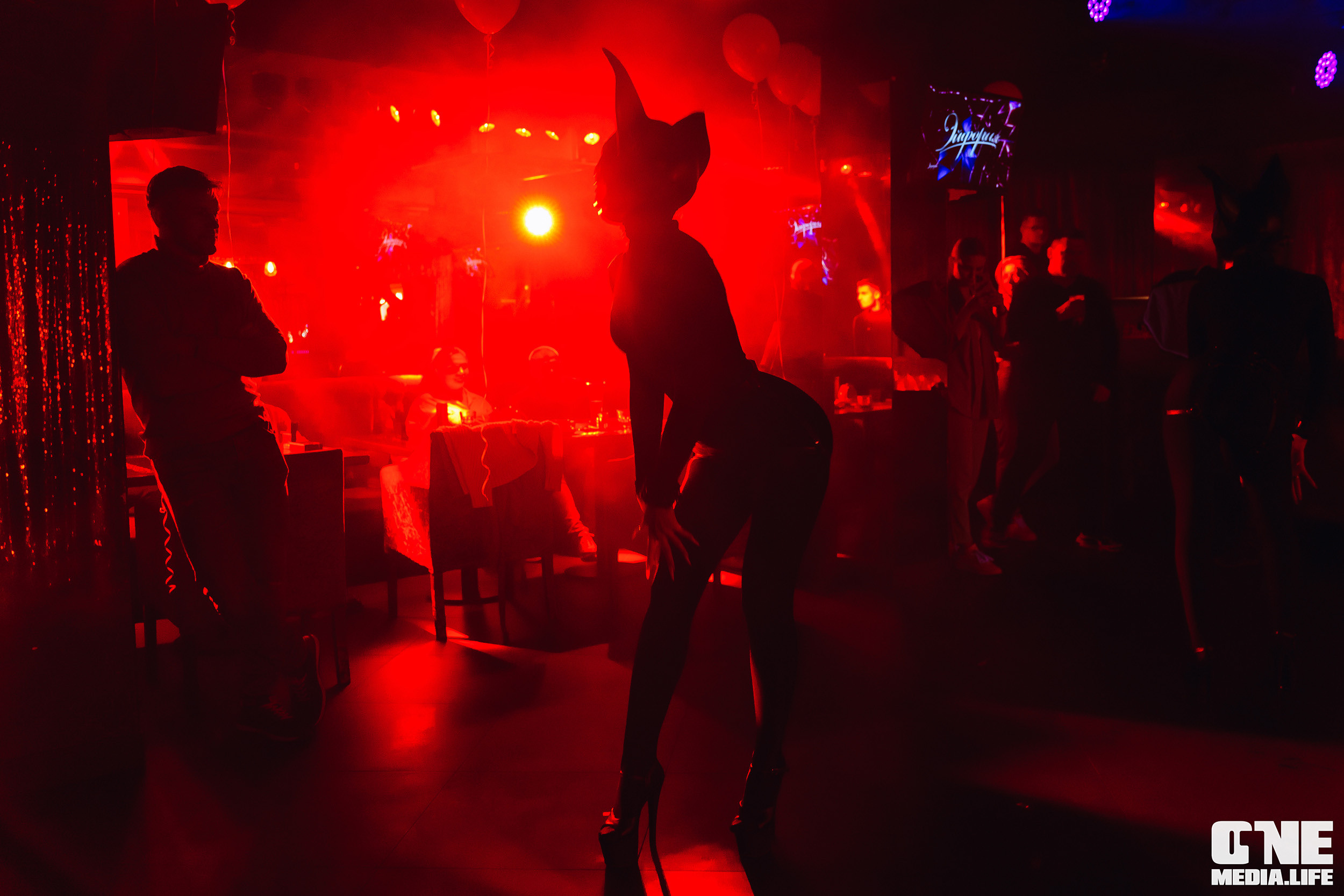 Фоторепортаж из караоке-клуба Эйфория. One Media Life: фоторепортажи, фотоотчеты с мероприятий и заведений