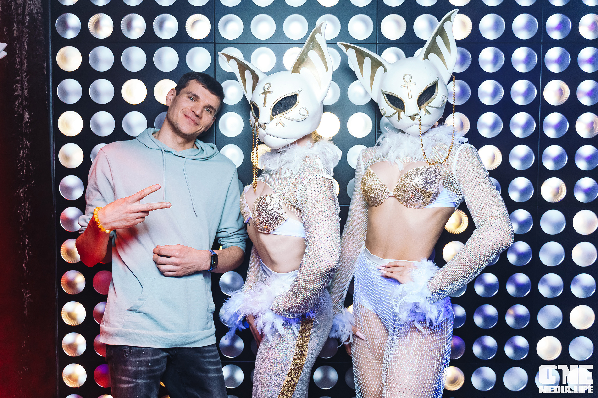 Фоторепортаж из караоке-клуба Эйфория. One Media Life: фоторепортажи, фотоотчеты с мероприятий и заведений