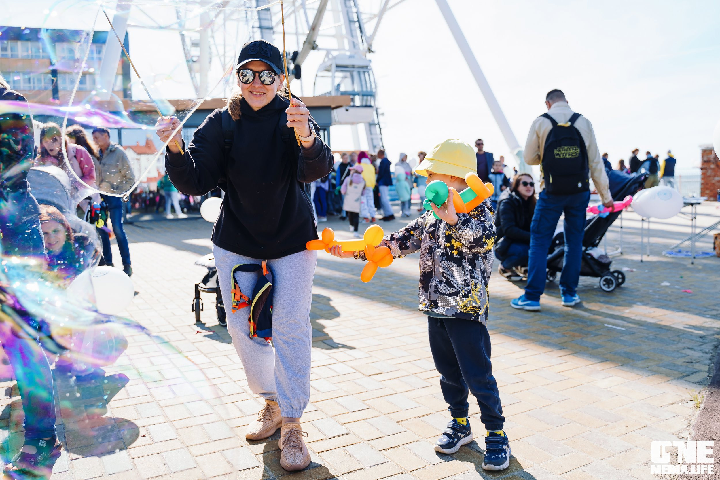 Первый День Рождения колеса обозрения Глаз Балтики. One Media Life: фоторепортажи, фотоотчеты с мероприятий и заведений