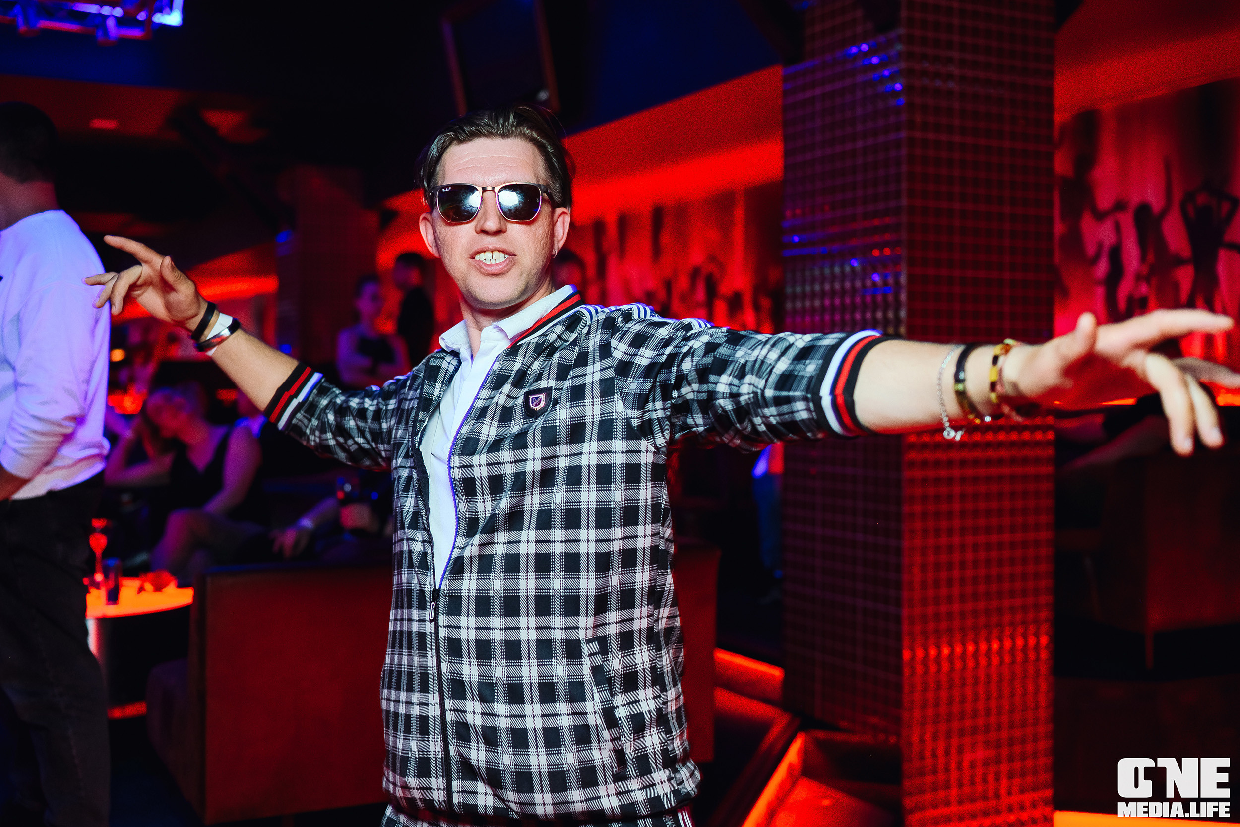 Фоторепортаж из РК Планета. One Media Life: фоторепортажи, фотоотчеты с мероприятий и заведений