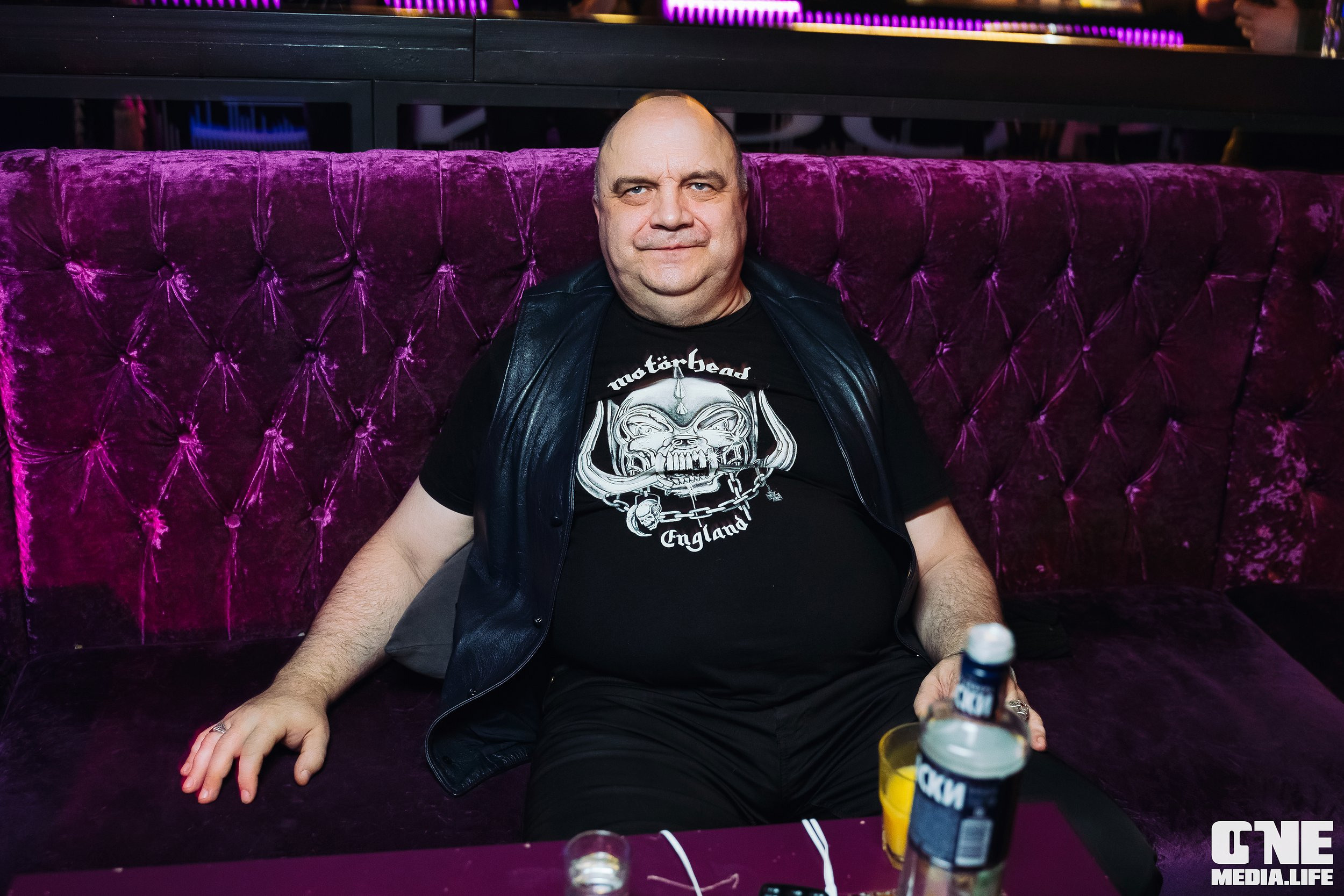 Фоторепортаж из караоке-клуба Эйфория. One Media Life: фоторепортажи, фотоотчеты с мероприятий и заведений