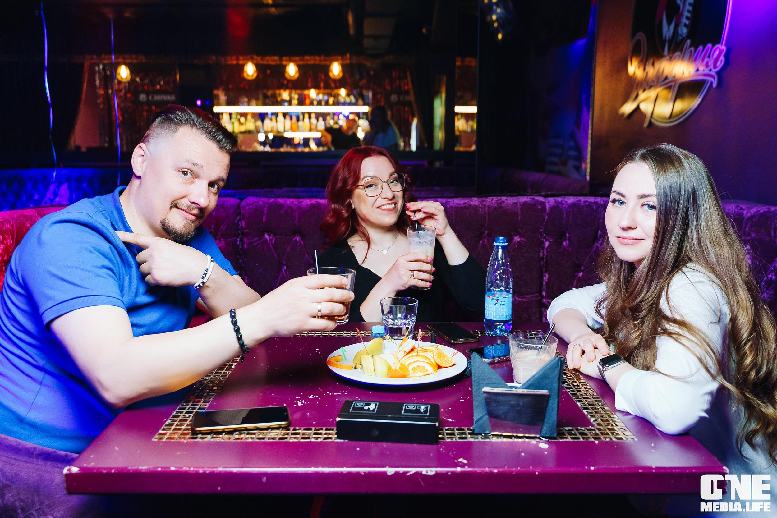Фоторепортаж из караоке-клуба Эйфория. One Media Life: фоторепортажи, фотоотчеты с мероприятий и заведений