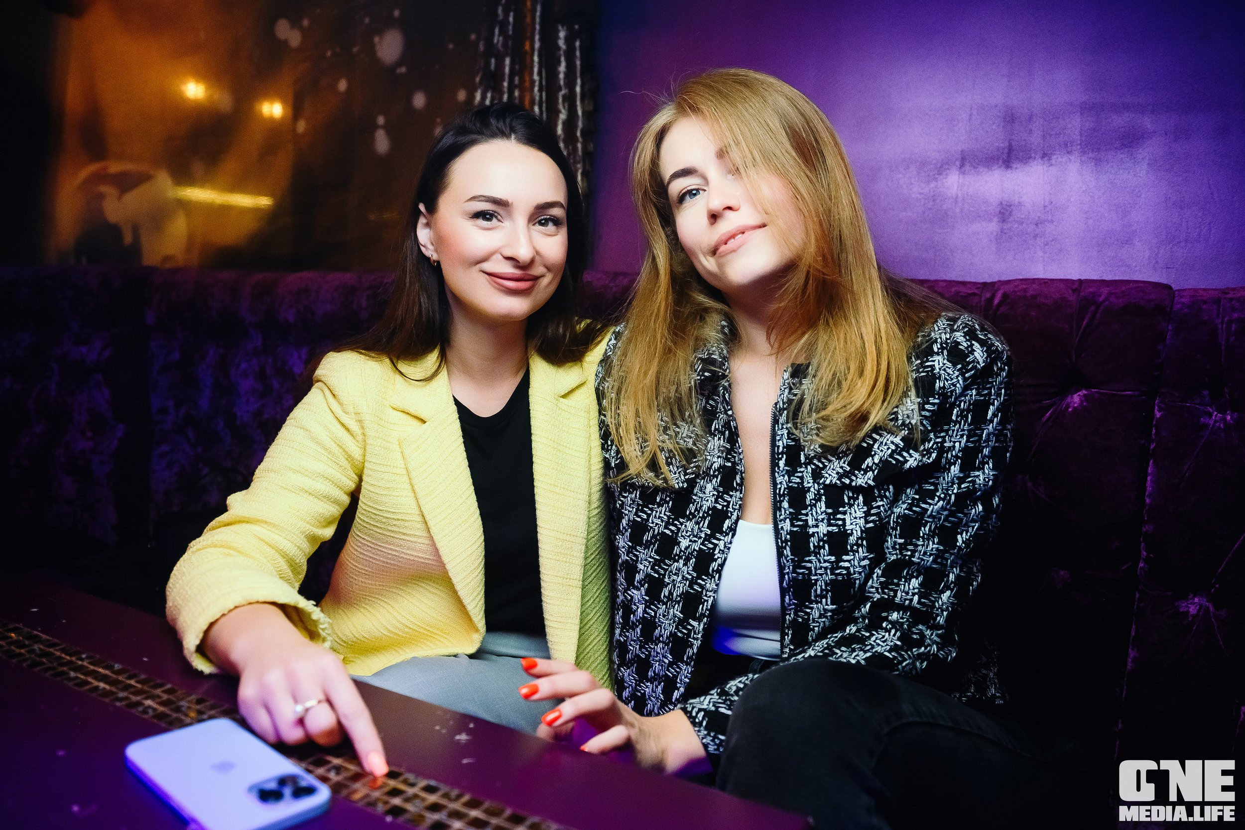 Фотоотчет из караоке-клуба Эйфория. One Media Life: фоторепортажи, фотоотчеты с мероприятий и заведений