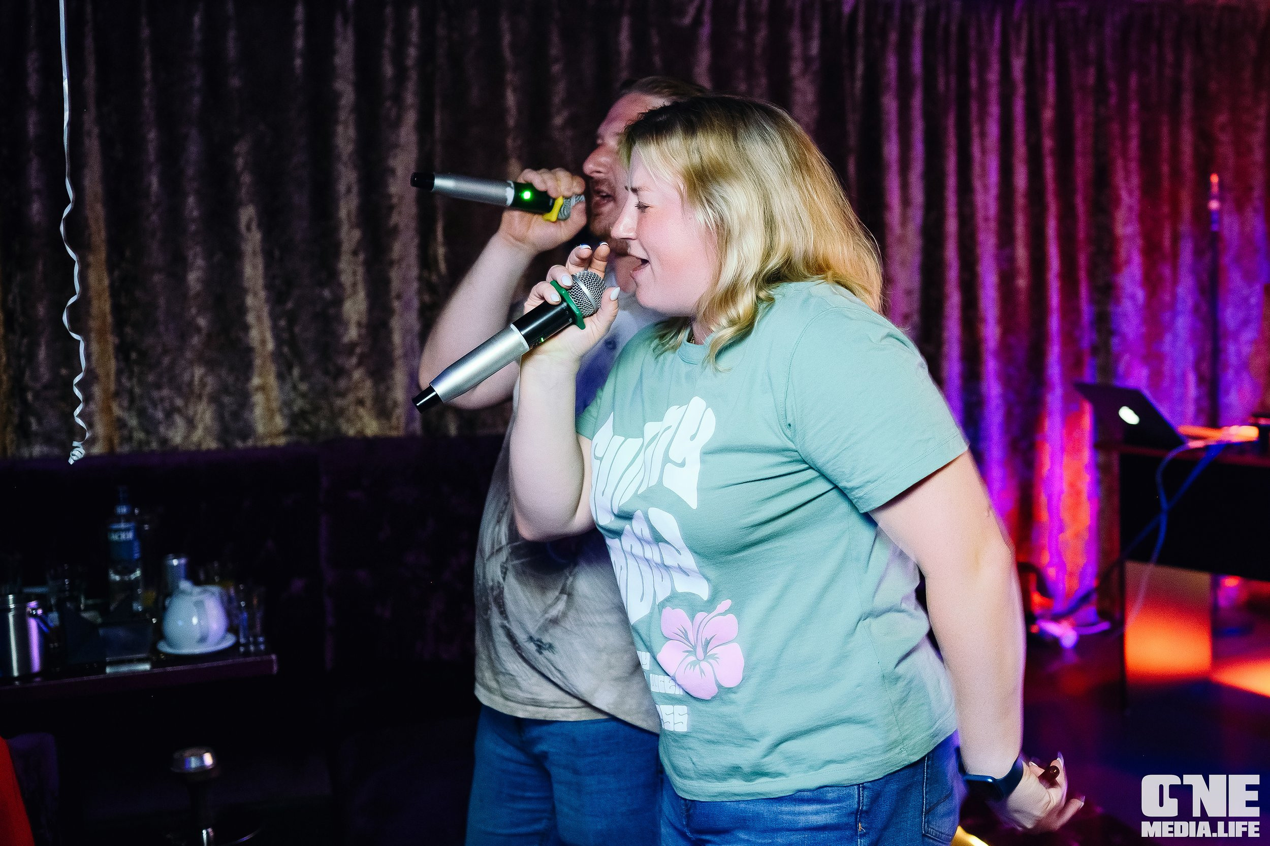 Фотоотчет из караоке-клуба Эйфория. One Media Life: фоторепортажи, фотоотчеты с мероприятий и заведений