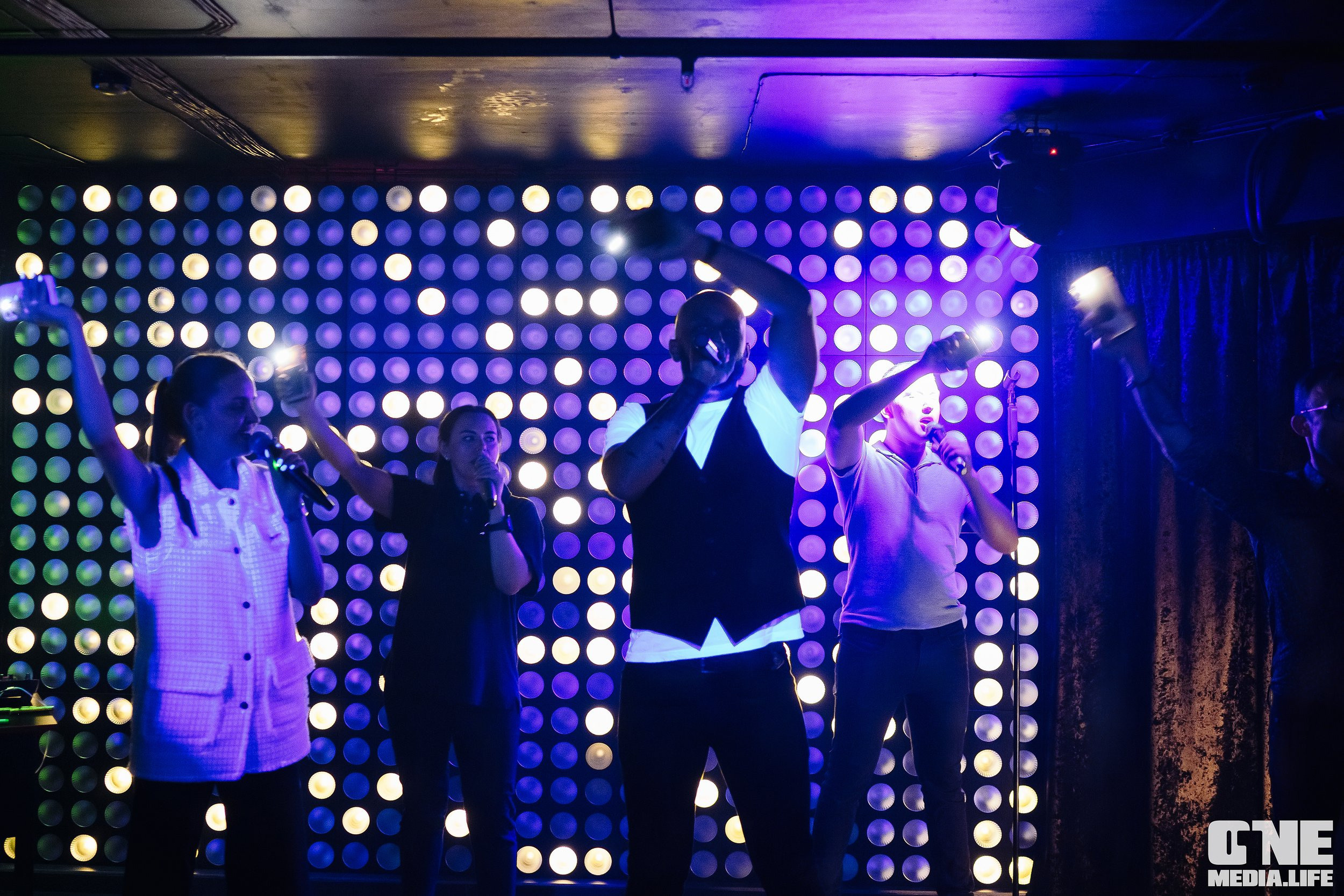 Фоторепортаж из караоке-клуба Эйфория. One Media Life: фоторепортажи, фотоотчеты с мероприятий и заведений