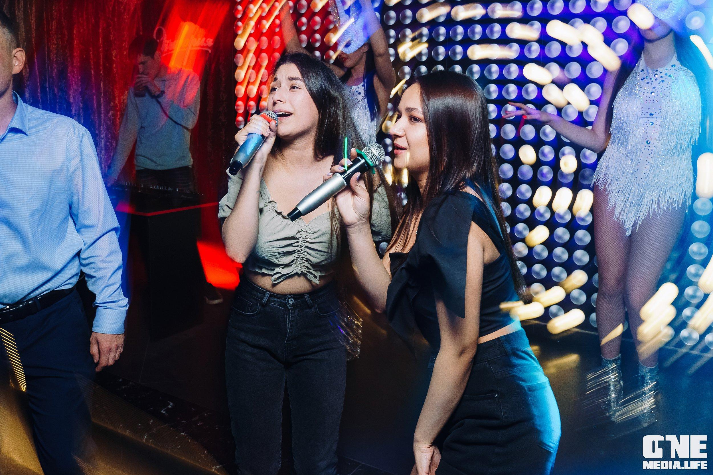 Фоторепортаж из караоке-клуба Эйфория. One Media Life: фоторепортажи, фотоотчеты с мероприятий и заведений