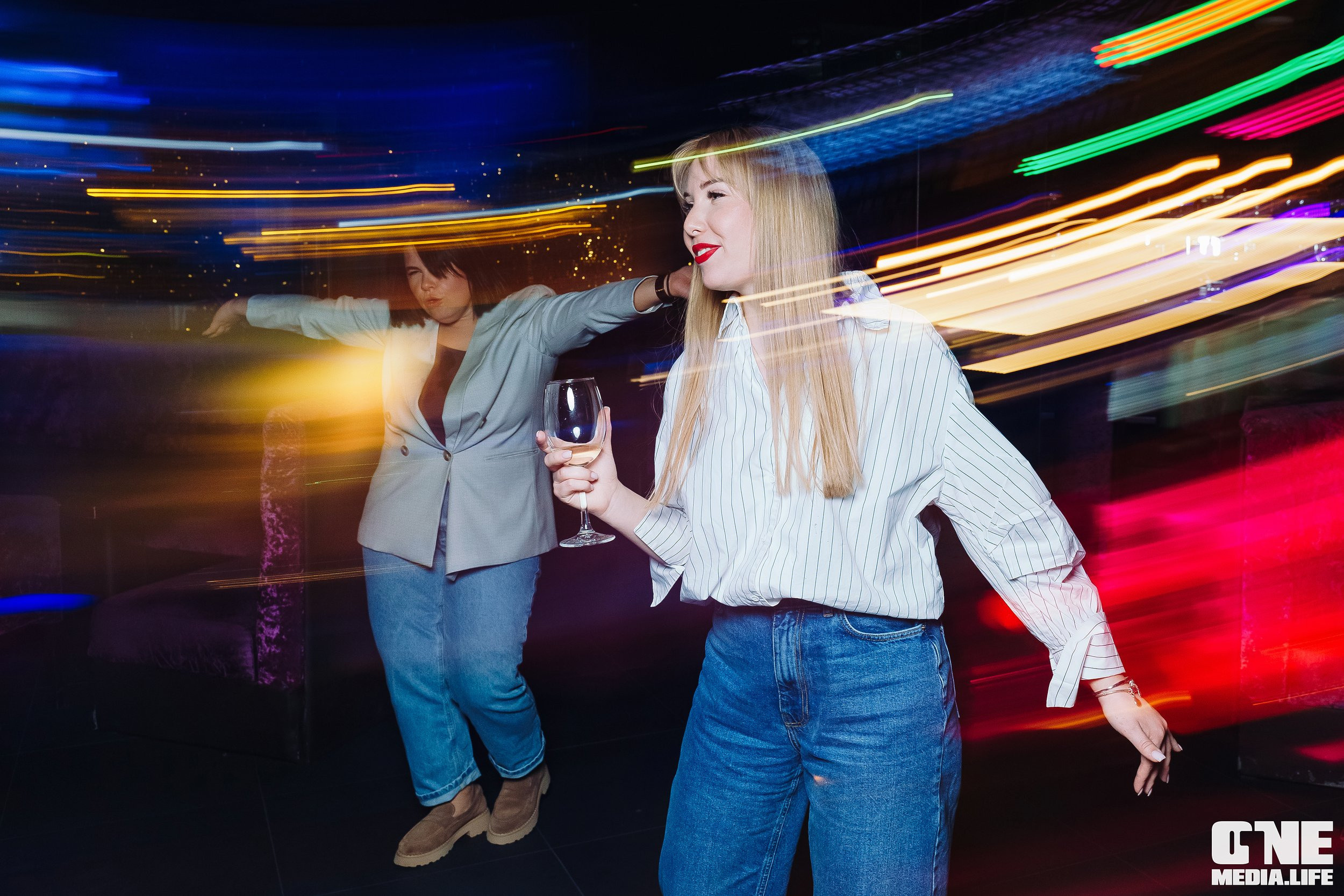 Фоторепортаж из караоке-клуба Эйфория. One Media Life: фоторепортажи, фотоотчеты с мероприятий и заведений