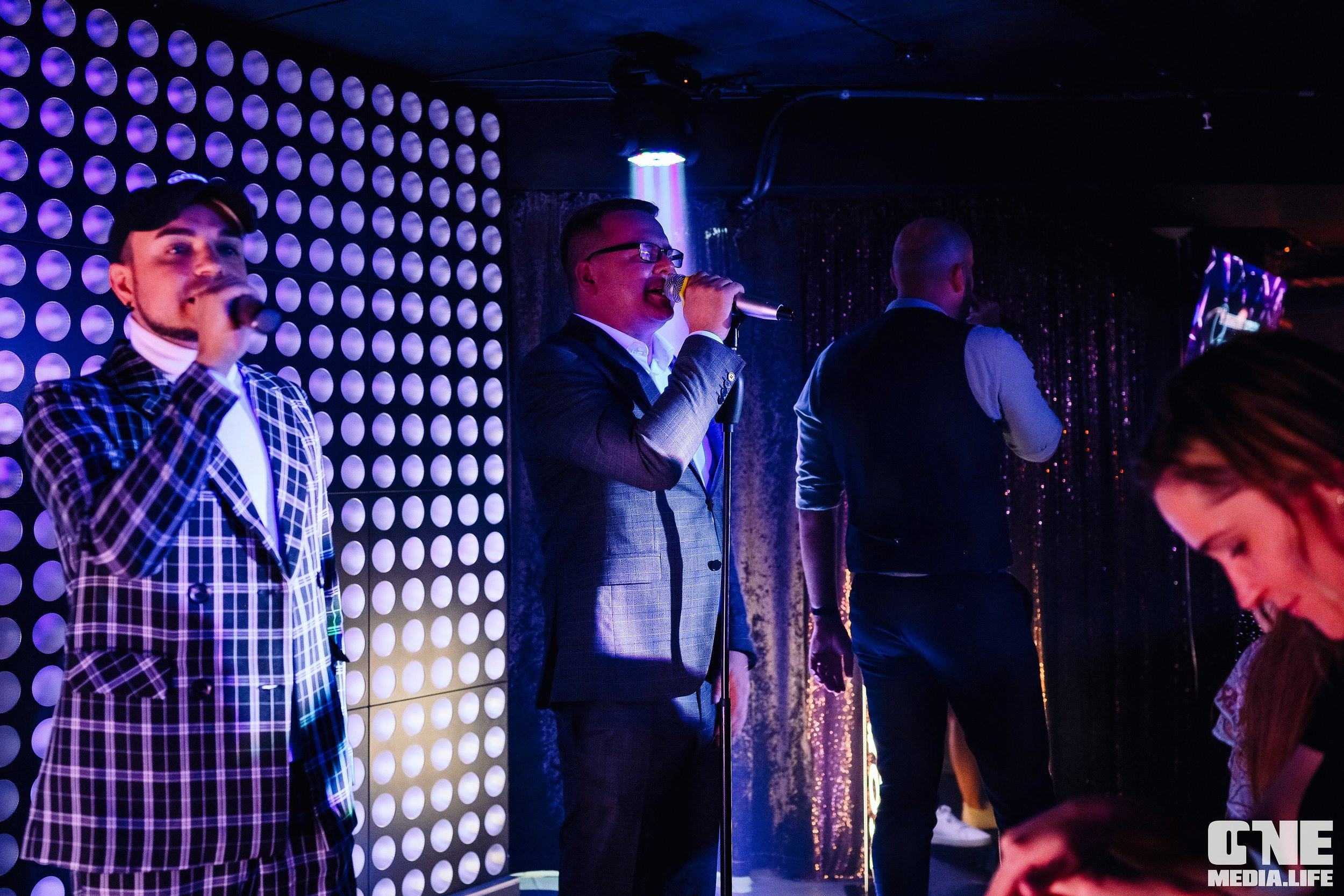 Фоторепортаж из караоке-клуба Эйфория. One Media Life: фоторепортажи, фотоотчеты с мероприятий и заведений