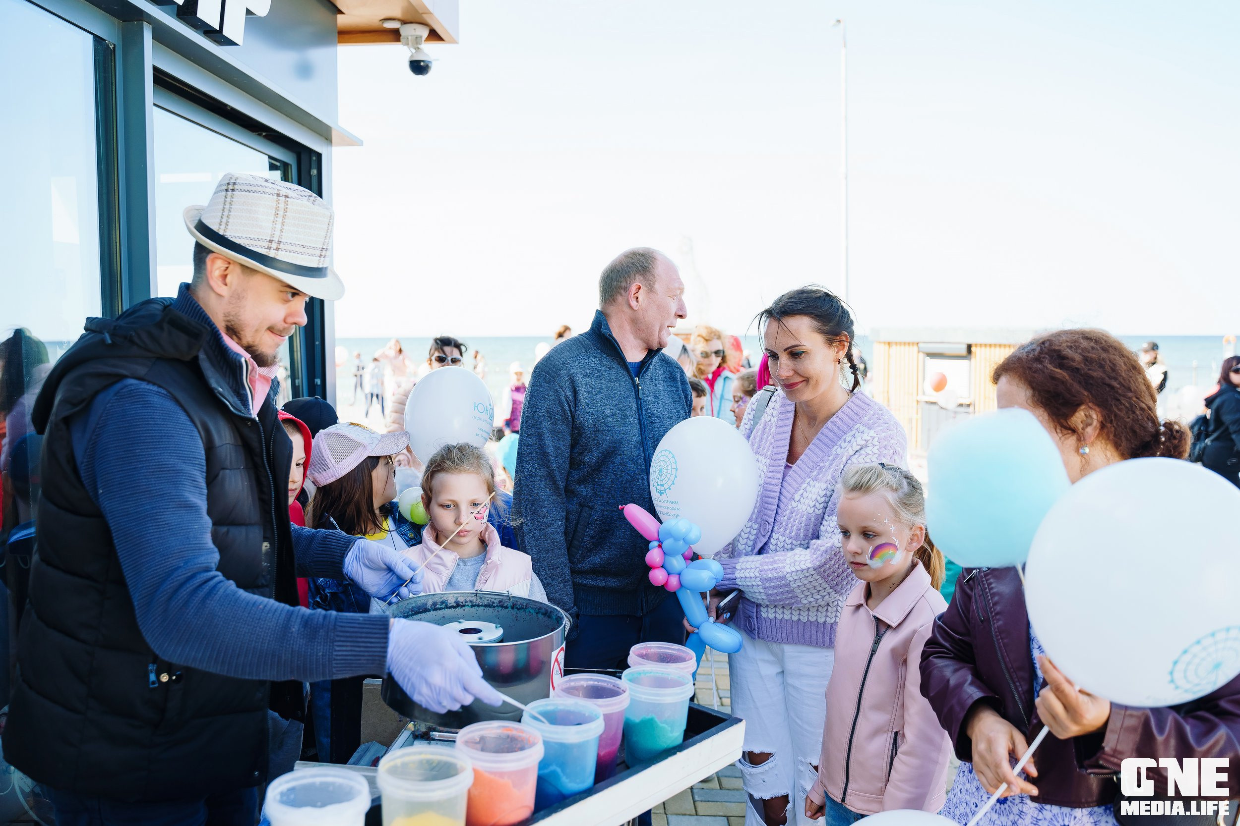 Первый День Рождения колеса обозрения Глаз Балтики. One Media Life: фоторепортажи, фотоотчеты с мероприятий и заведений