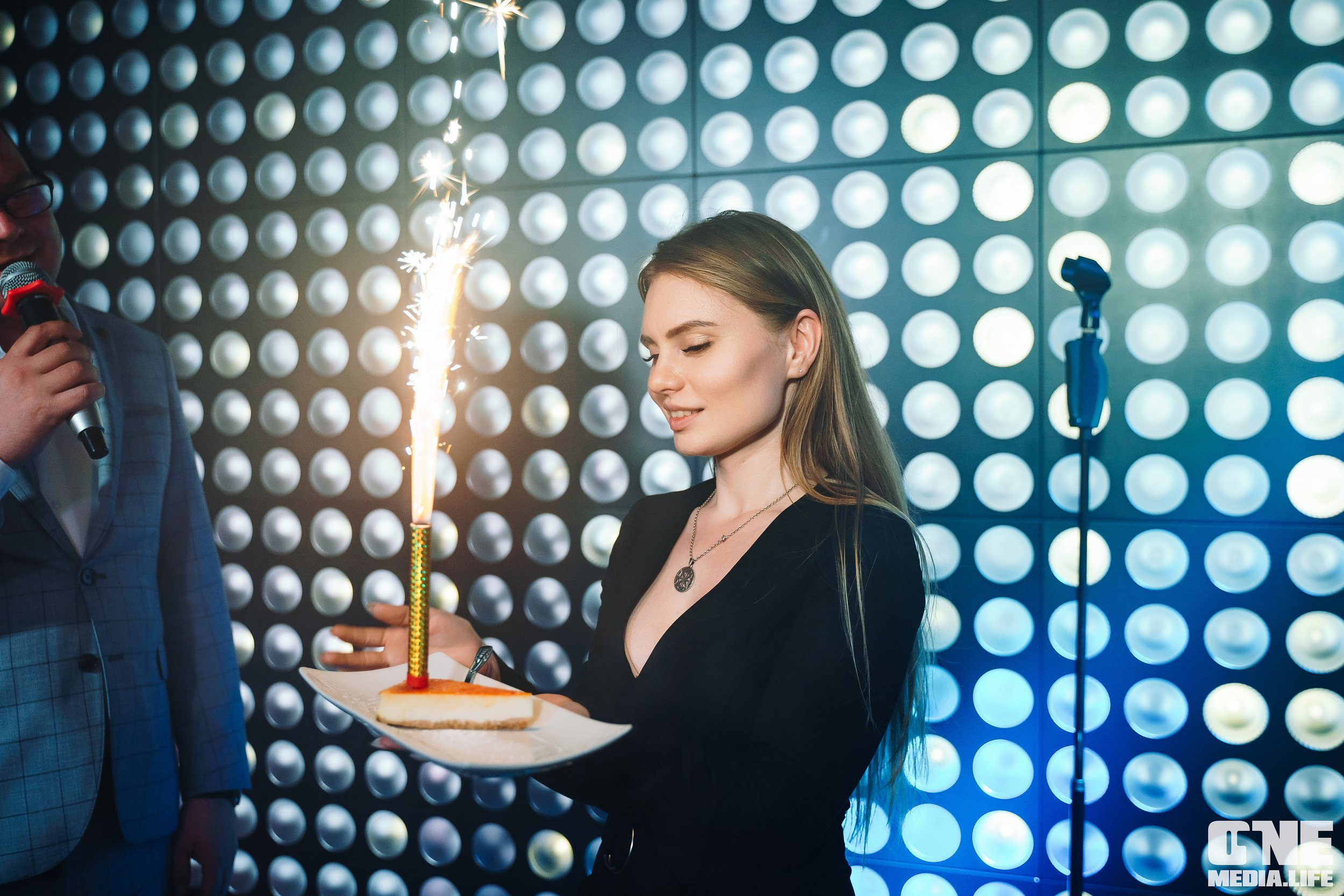 Фотоотчет из караоке-клуба Эйфория. One Media Life: фоторепортажи, фотоотчеты с мероприятий и заведений