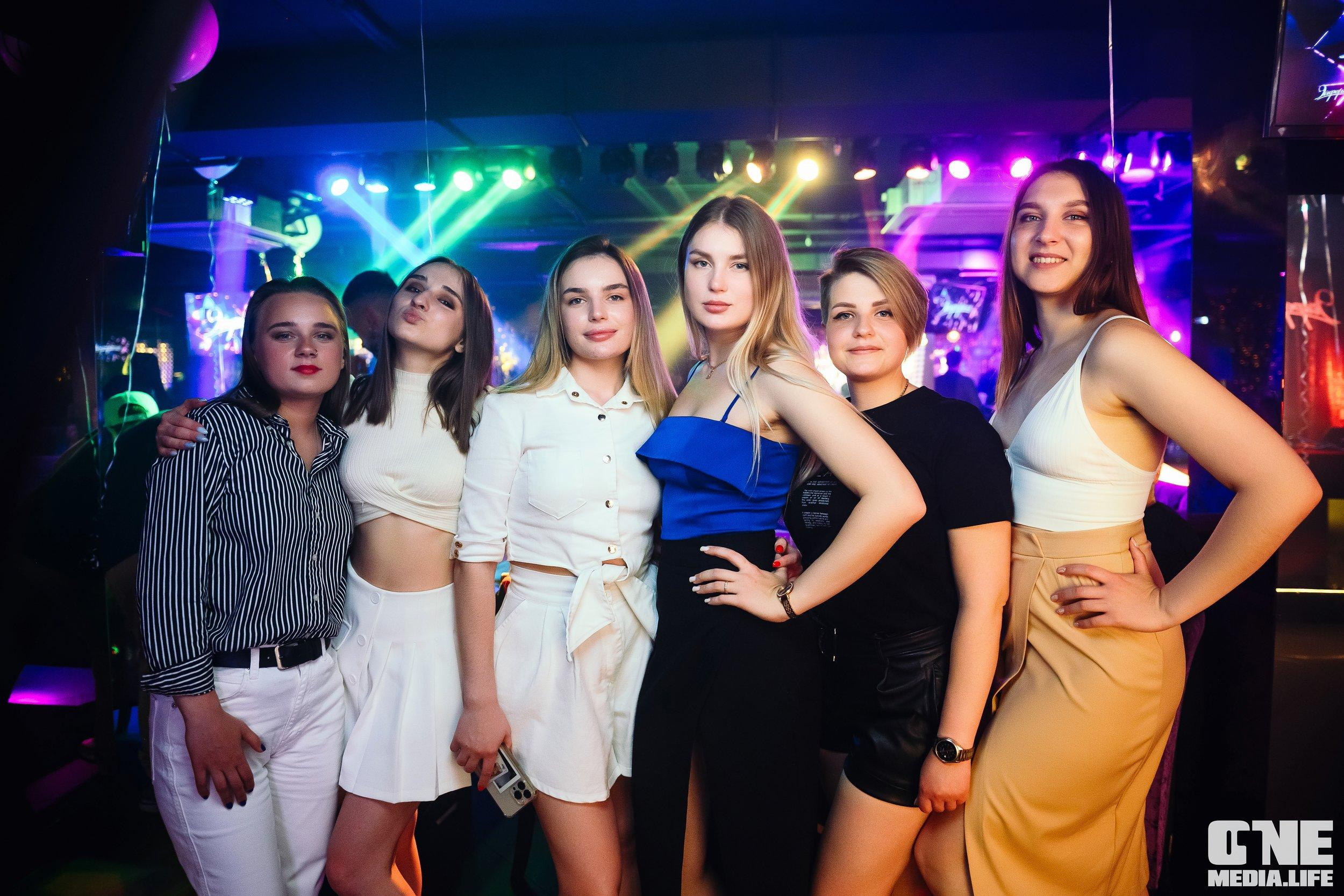 Фотоотчет из караоке-клуба Эйфория. One Media Life: фоторепортажи, фотоотчеты с мероприятий и заведений