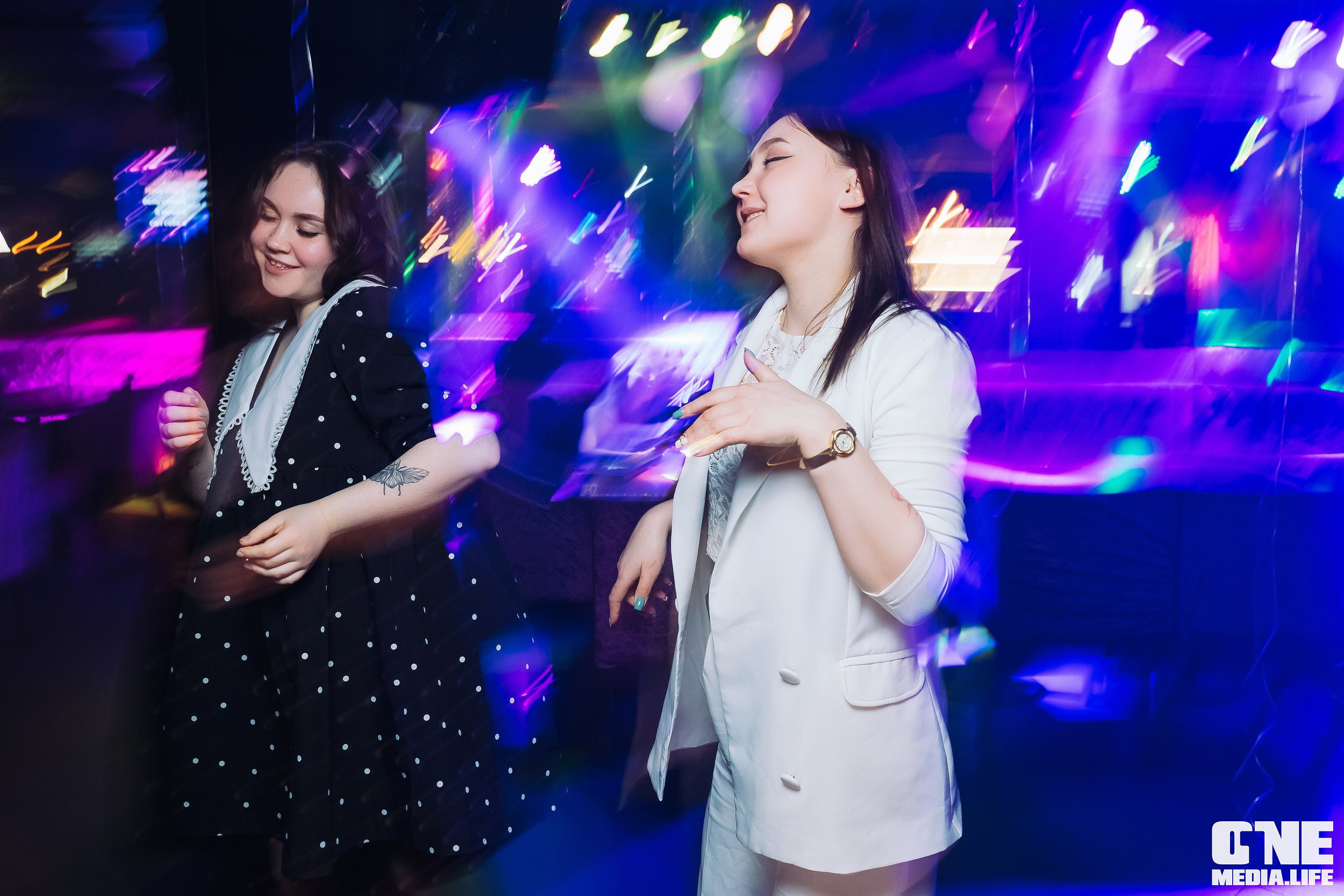 Фоторепортаж из караоке-клуба Эйфория. One Media Life: фоторепортажи, фотоотчеты с мероприятий и заведений