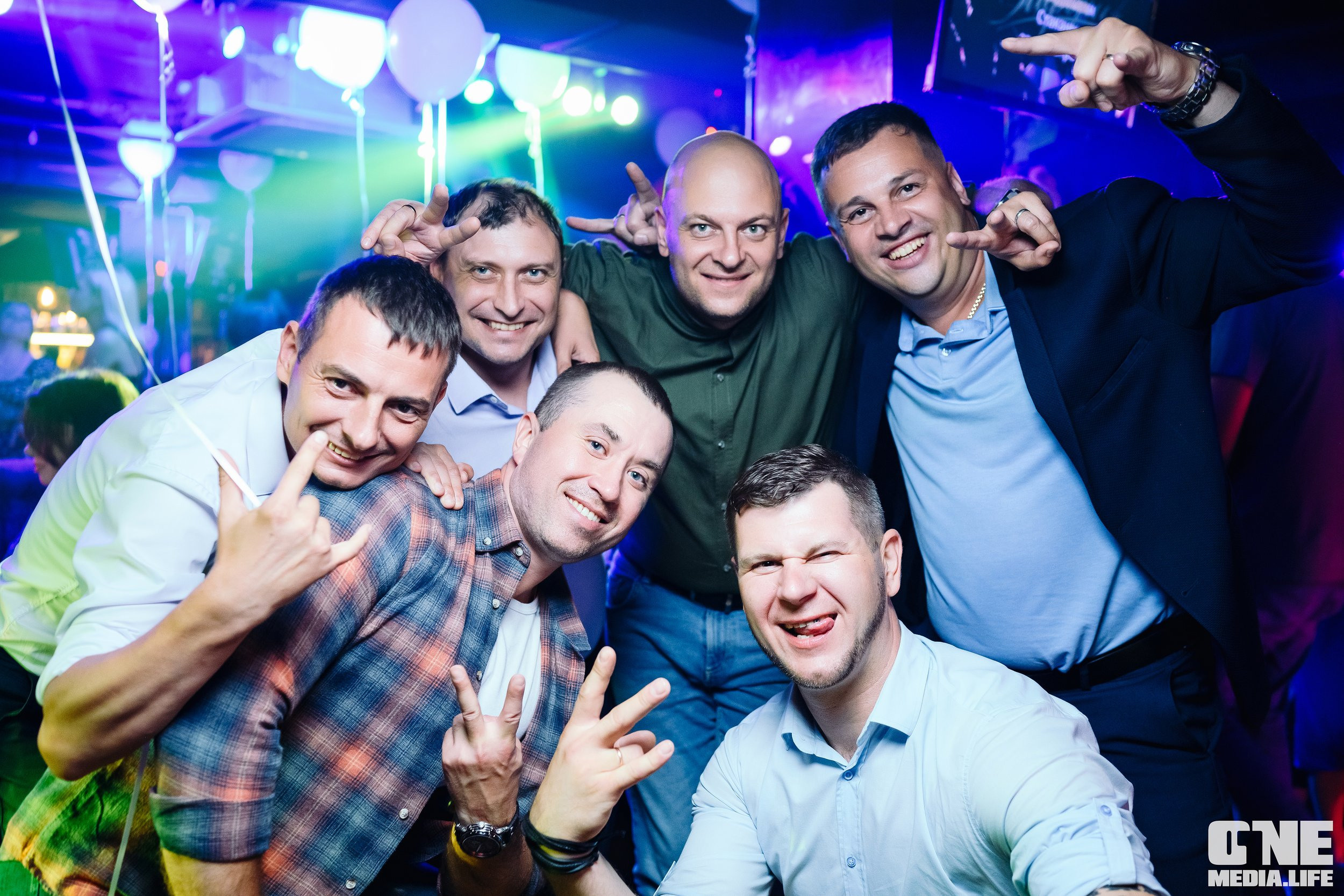Фоторепортаж из караоке-клуба Эйфория. One Media Life: фоторепортажи, фотоотчеты с мероприятий и заведений