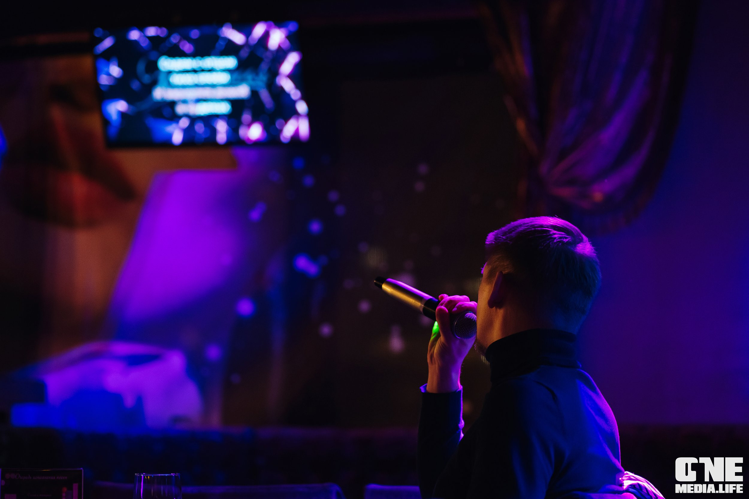 Фоторепортаж из караоке-клуба Эйфория. One Media Life: фоторепортажи, фотоотчеты с мероприятий и заведений
