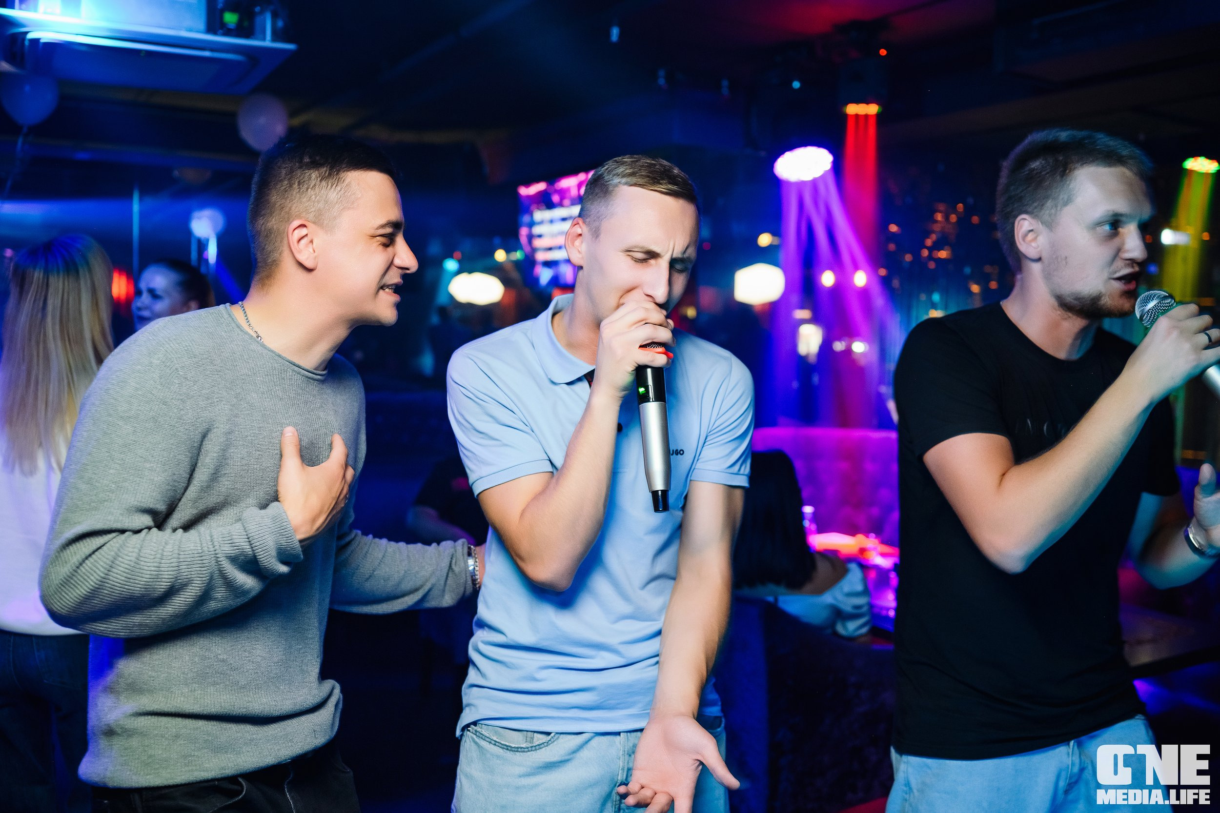Фоторепортаж из караоке-клуба Эйфория. One Media Life: фоторепортажи, фотоотчеты с мероприятий и заведений