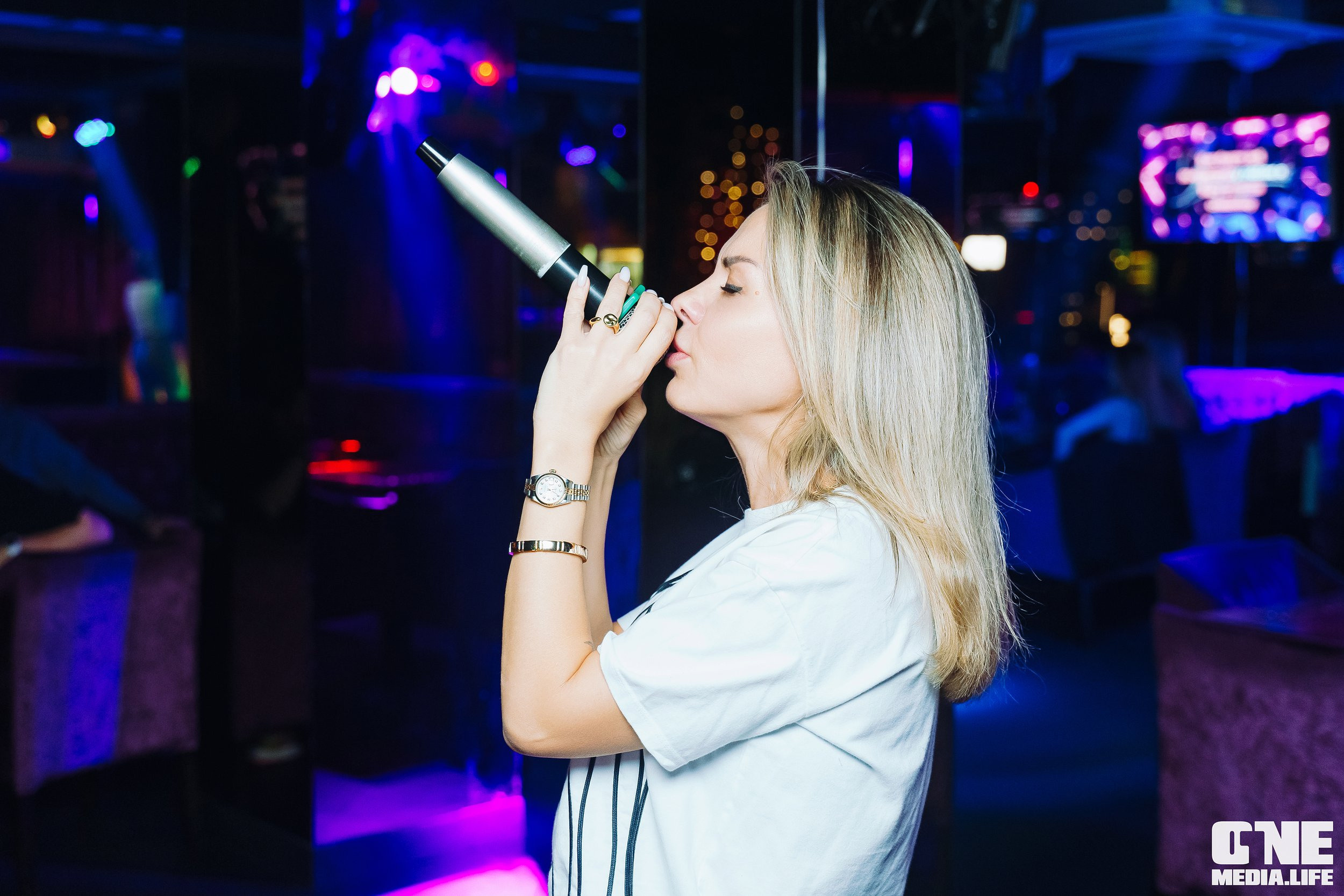 Фоторепортаж из караоке-клуба Эйфория. One Media Life: фоторепортажи, фотоотчеты с мероприятий и заведений