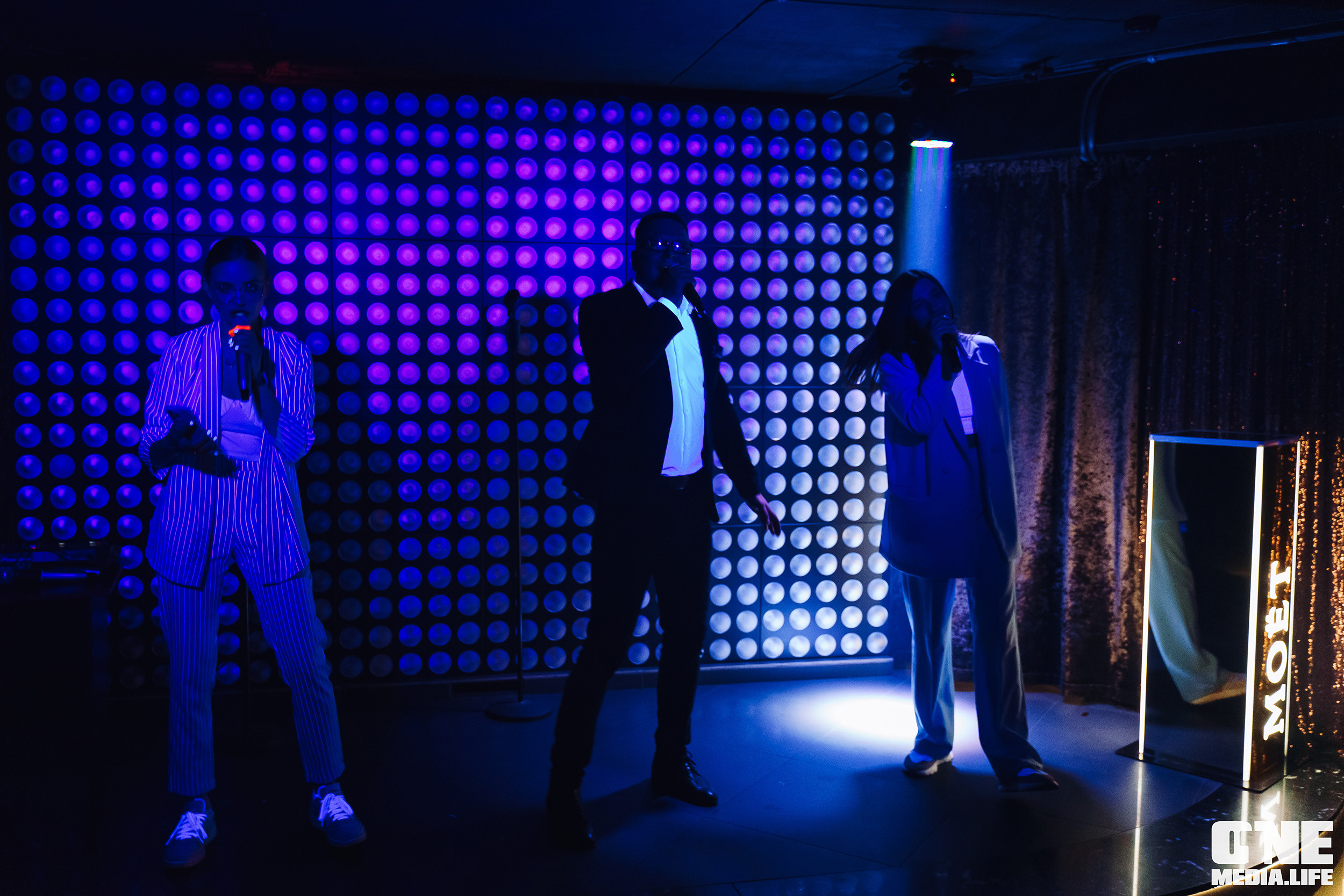 Фоторепортаж из караоке-клуба Эйфория. One Media Life: фоторепортажи, фотоотчеты с мероприятий и заведений