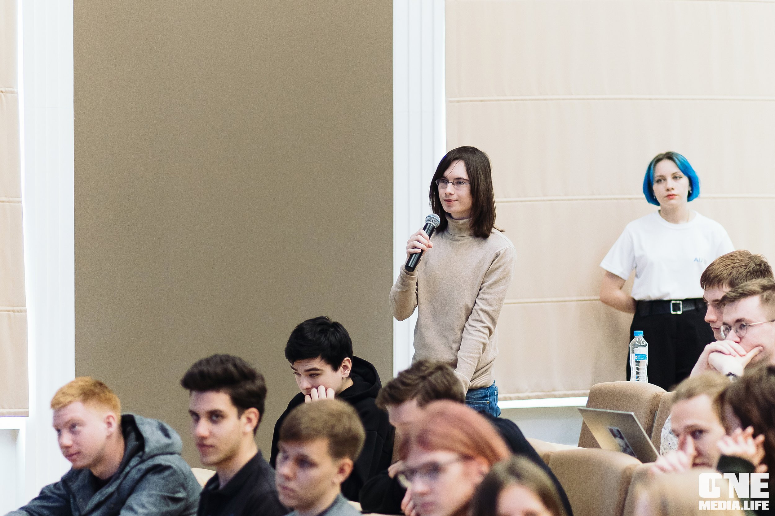 Серия лекция по искусственному интеллекту. One Media Life: фоторепортажи, фотоотчеты с мероприятий и заведений