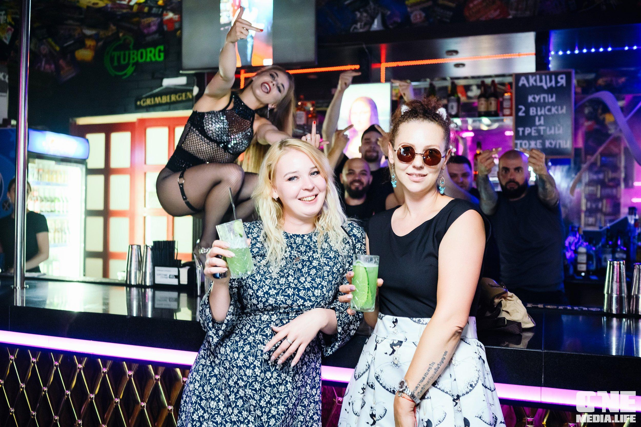 Фоторепортаж из экстрим бара XxxX. One Media Life: фоторепортажи, фотоотчеты с мероприятий и заведений