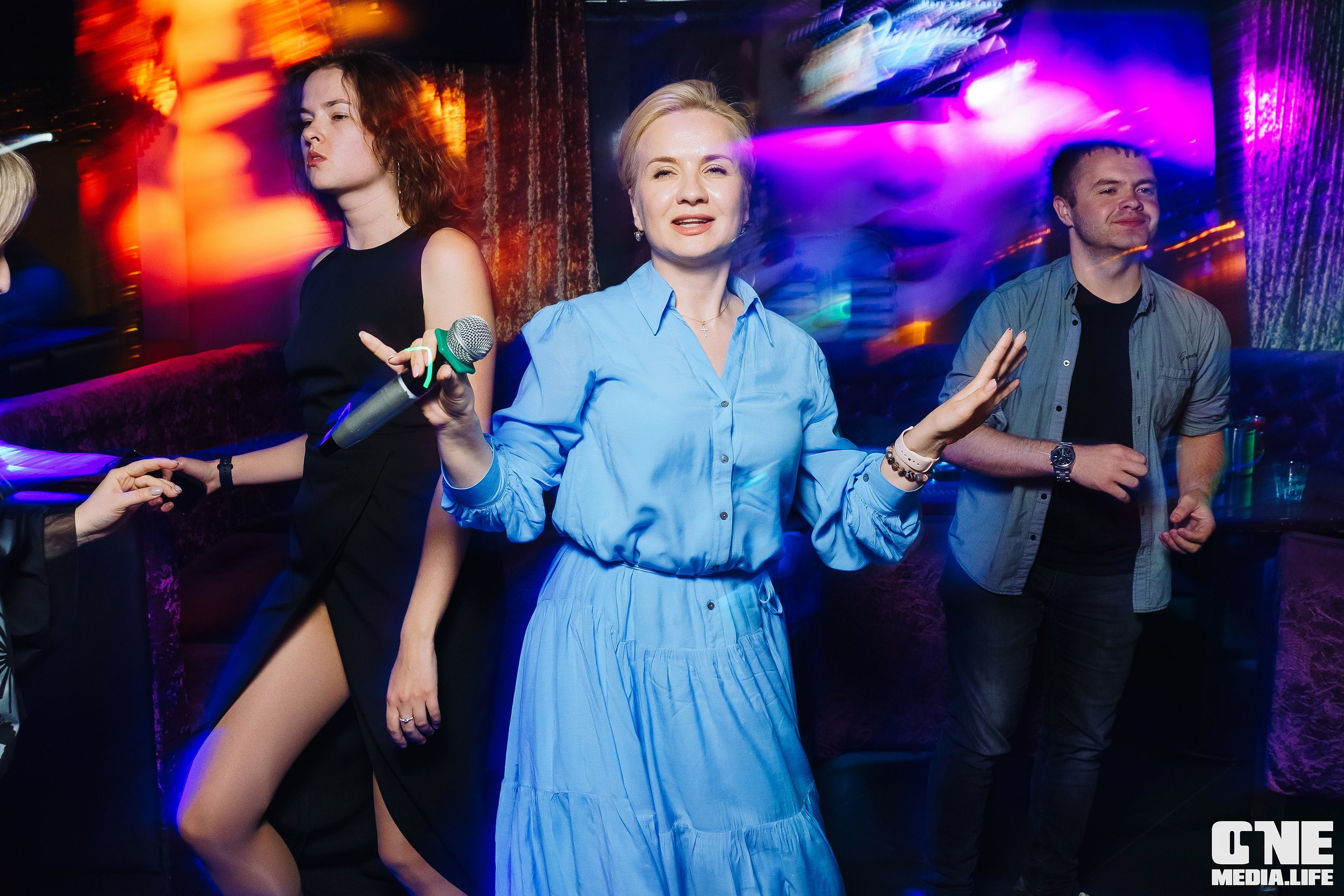 Фоторепортаж из караоке-клуба Эйфория. One Media Life: фоторепортажи, фотоотчеты с мероприятий и заведений