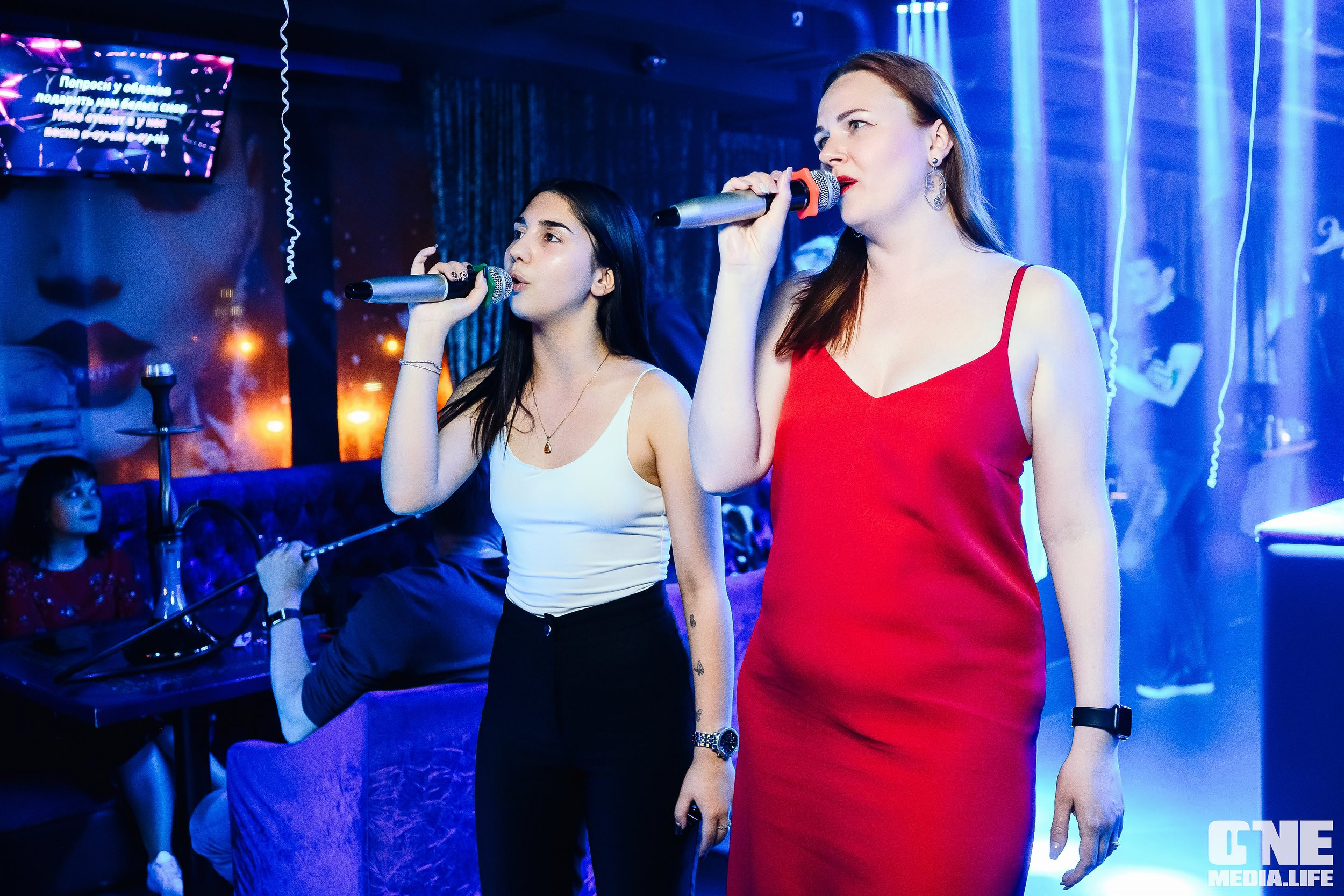 Фотоотчет из караоке-клуба Эйфория. One Media Life: фоторепортажи, фотоотчеты с мероприятий и заведений