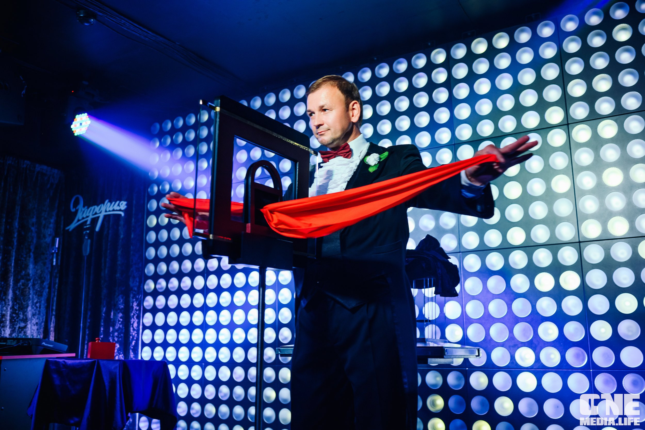 Фоторепортаж из караоке-клуба Эйфория. One Media Life: фоторепортажи, фотоотчеты с мероприятий и заведений