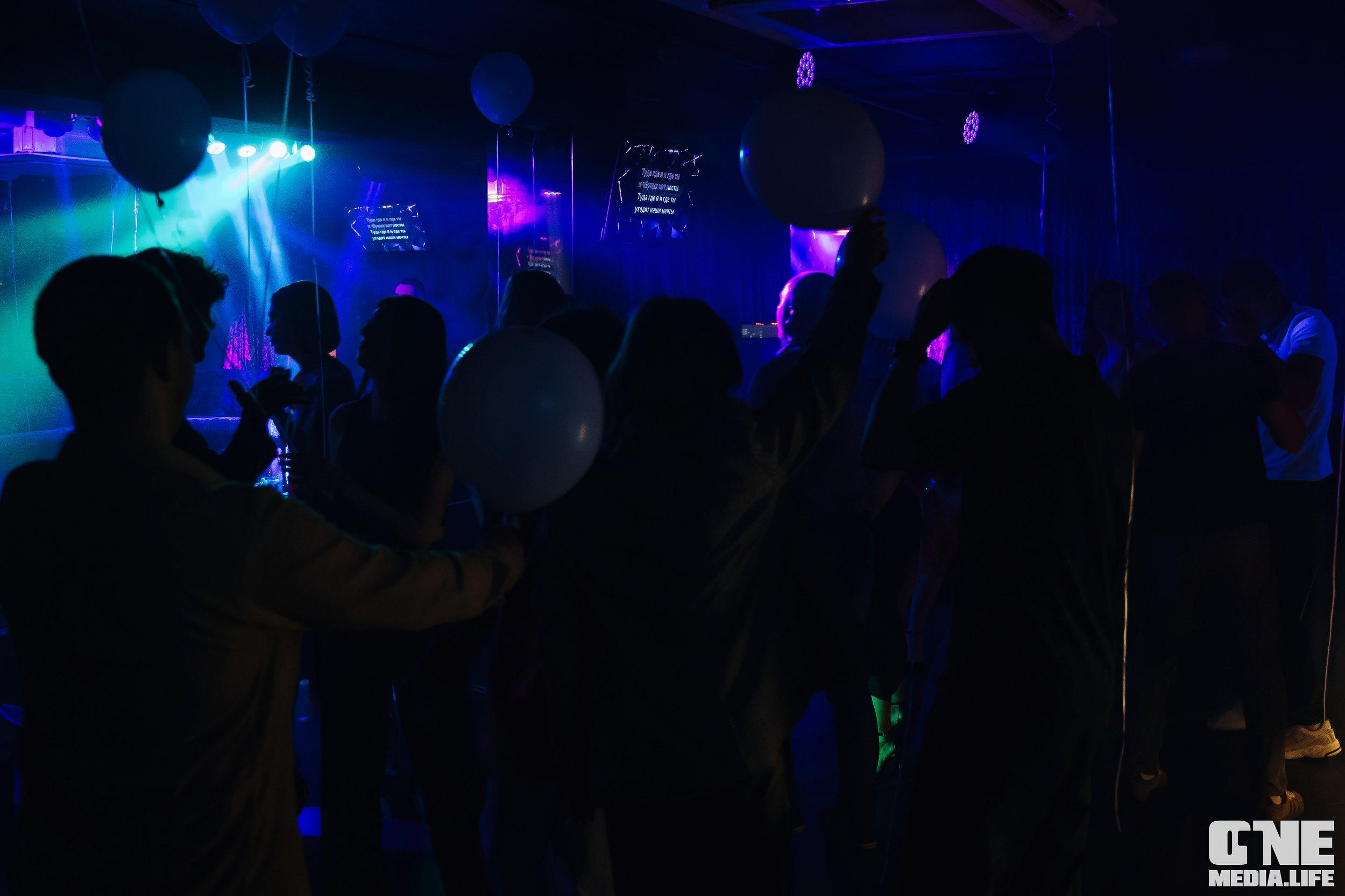 Фотоотчет из караоке-клуба Эйфория. One Media Life: фоторепортажи, фотоотчеты с мероприятий и заведений
