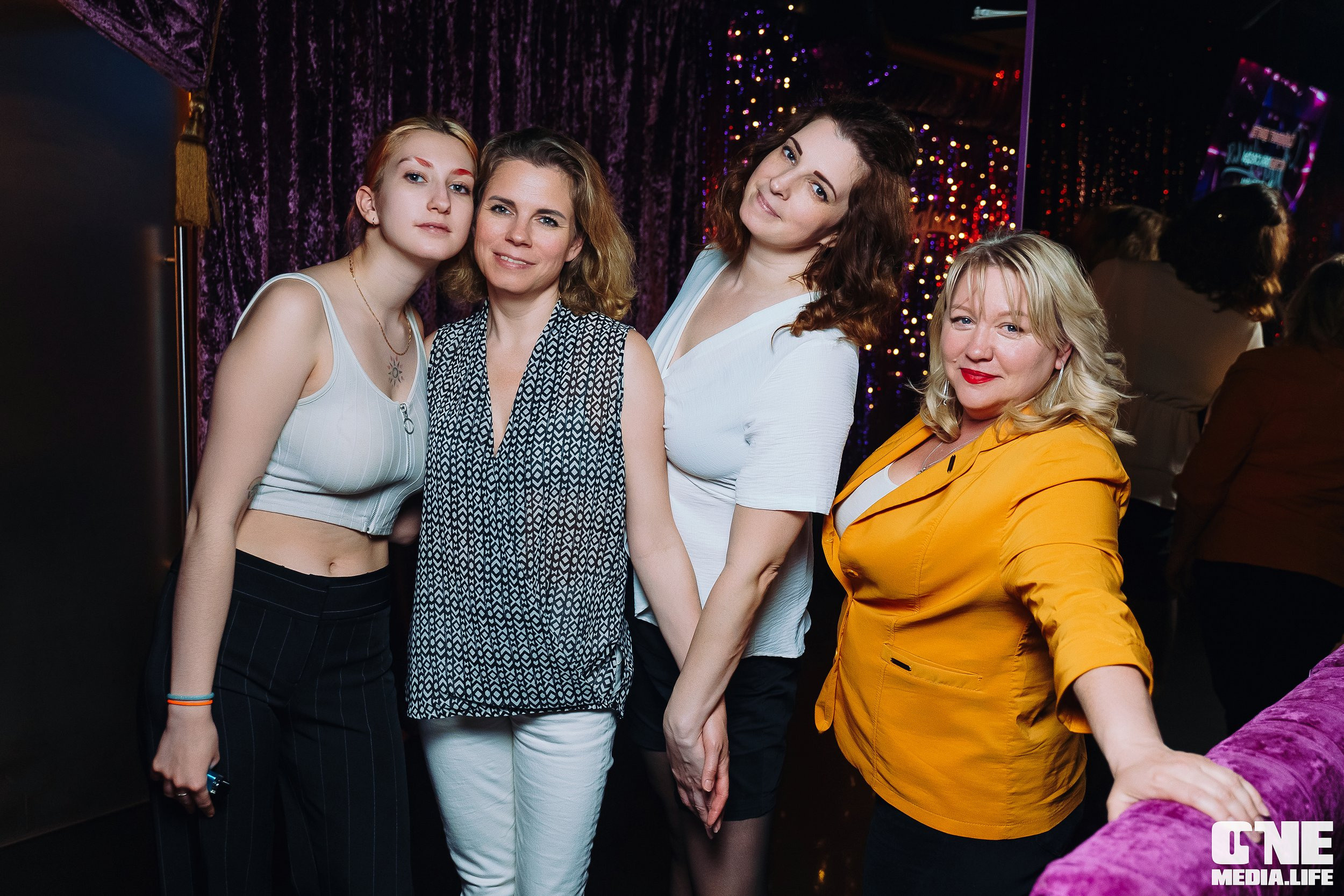 Фоторепортаж из караоке-клуба Эйфория. One Media Life: фоторепортажи, фотоотчеты с мероприятий и заведений