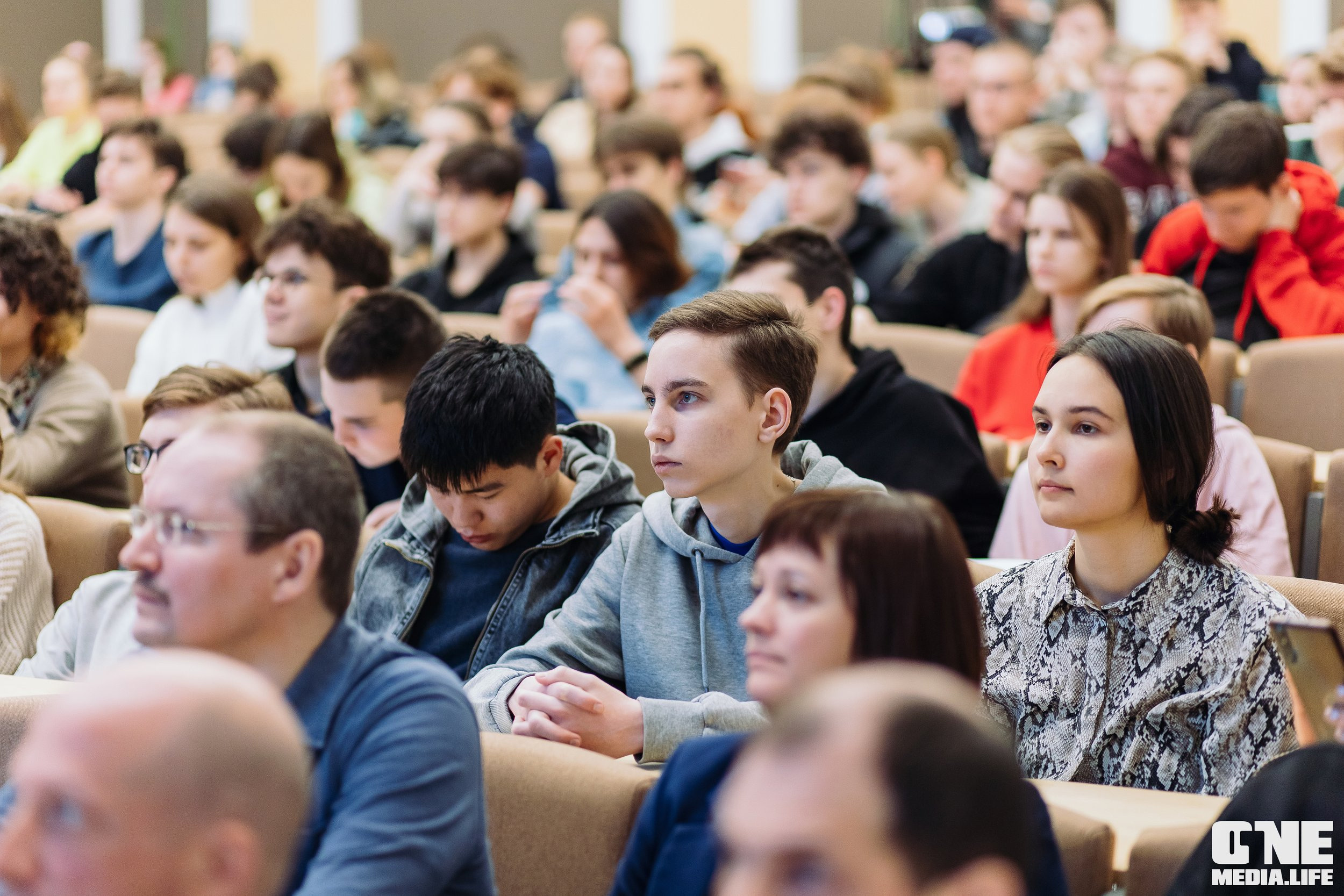 Серия лекция по искусственному интеллекту. One Media Life: фоторепортажи, фотоотчеты с мероприятий и заведений