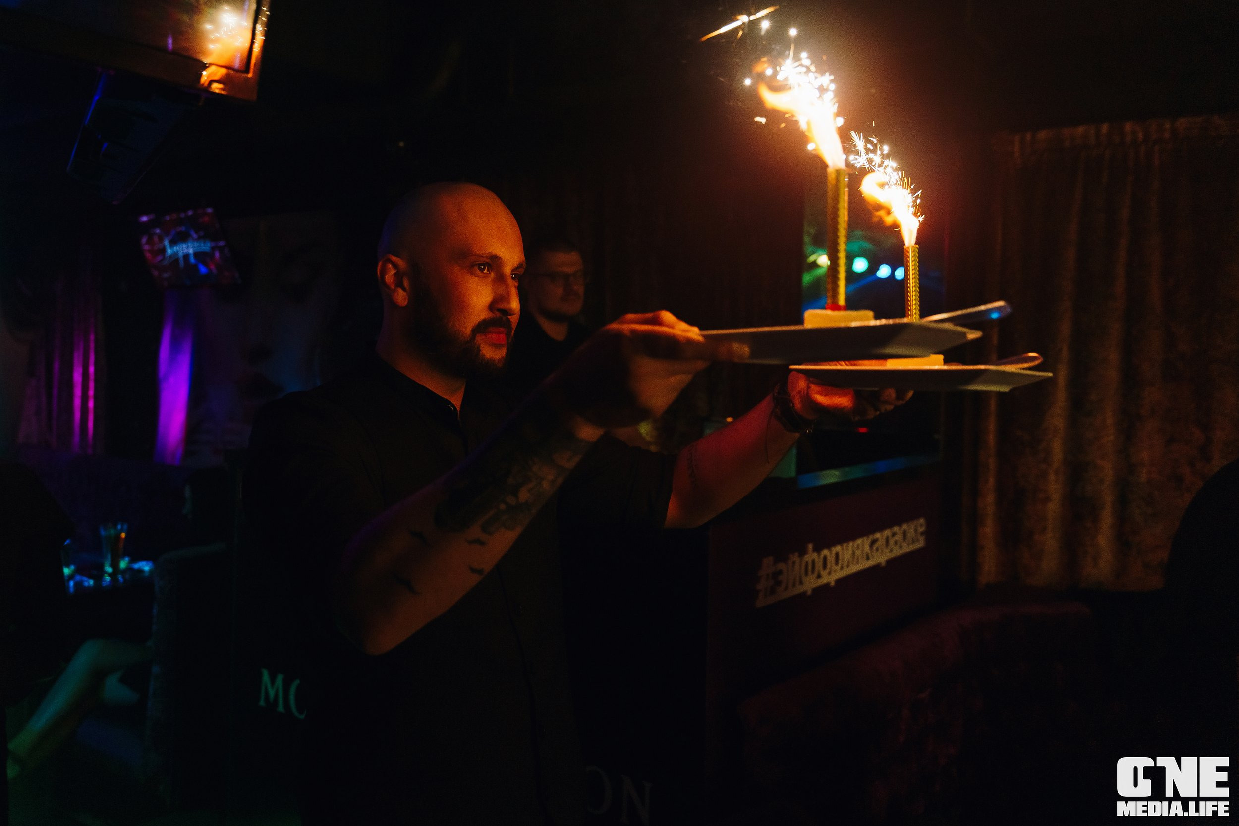 Фоторепортаж из караоке-клуба Эйфория. One Media Life: фоторепортажи, фотоотчеты с мероприятий и заведений