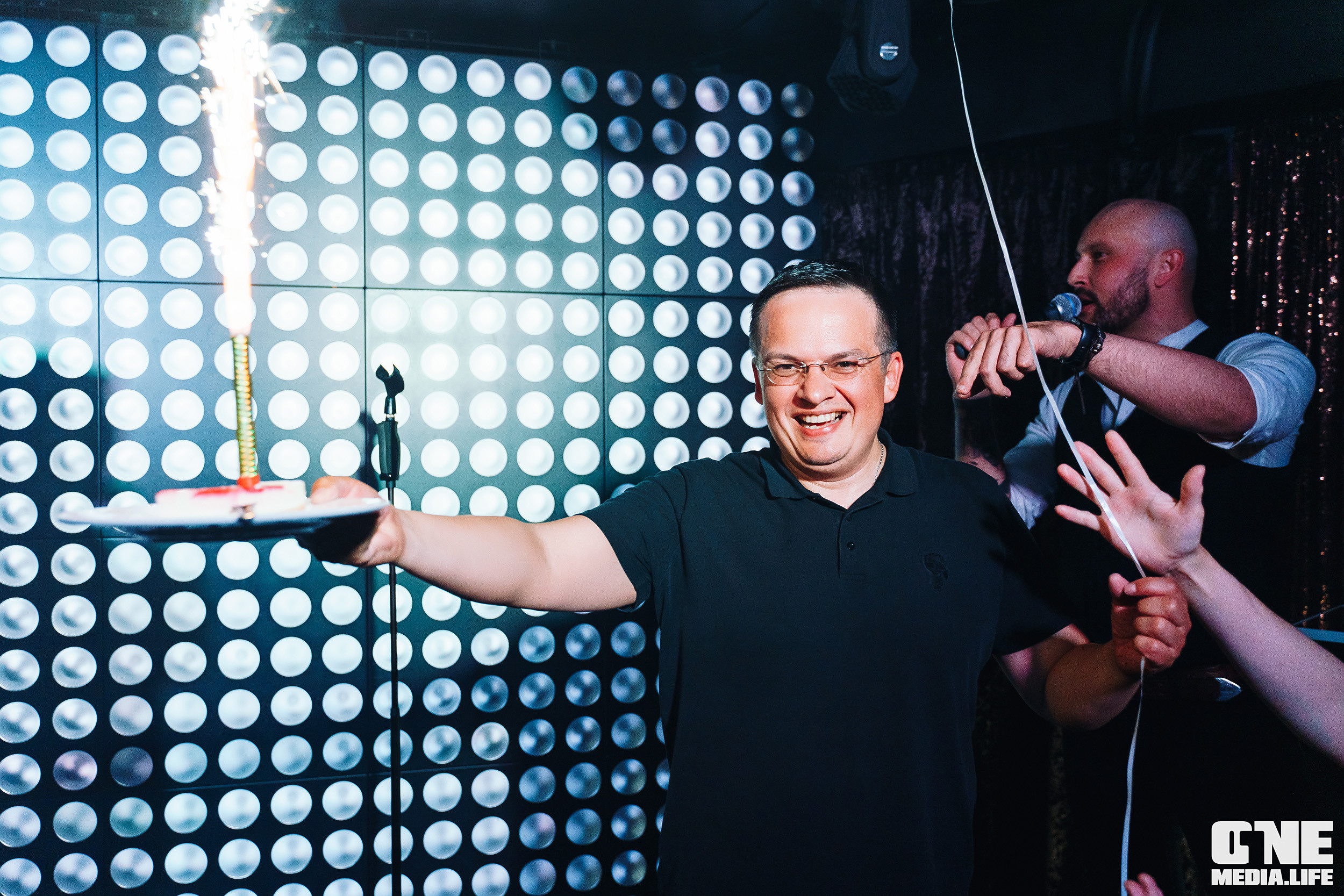 Фоторепортаж из караоке-клуба Эйфория. One Media Life: фоторепортажи, фотоотчеты с мероприятий и заведений