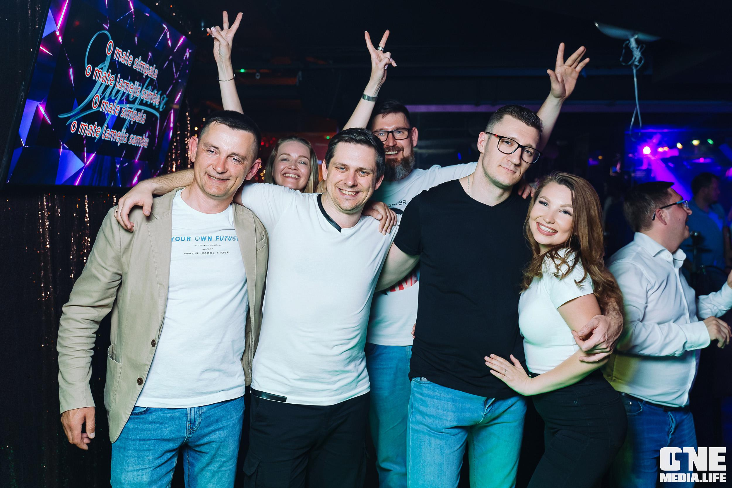 Фоторепортаж из караоке-клуба Эйфория. One Media Life: фоторепортажи, фотоотчеты с мероприятий и заведений