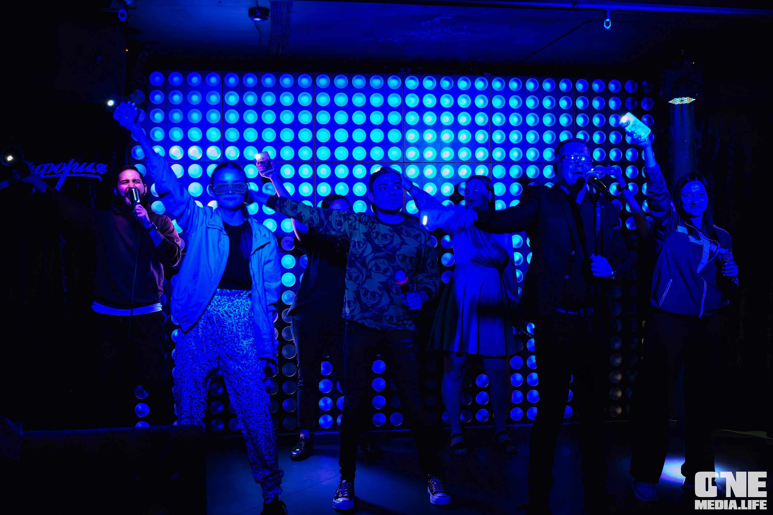 Фоторепортаж из караоке-клуба Эйфория. One Media Life: фоторепортажи, фотоотчеты с мероприятий и заведений