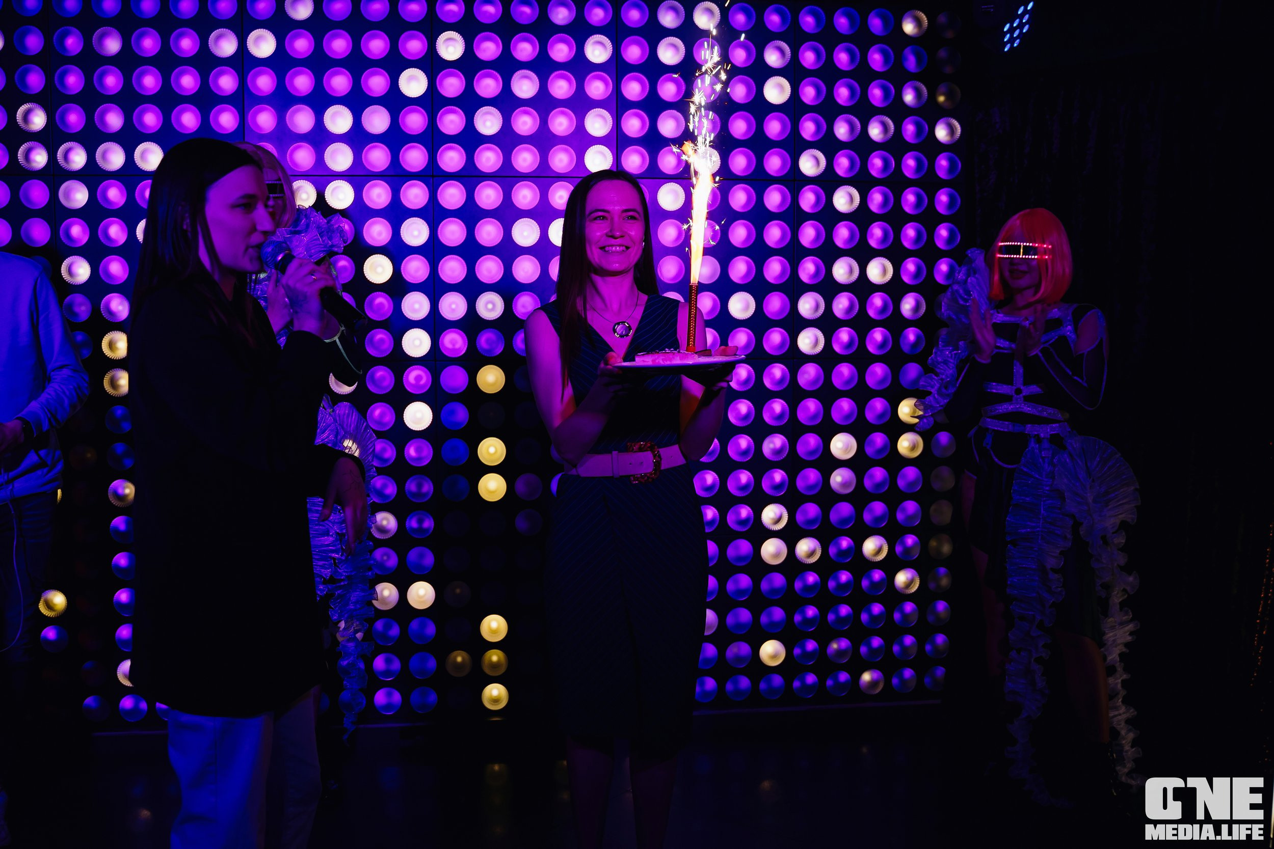 Фотоотчет из караоке-клуба Эйфория. One Media Life: фоторепортажи, фотоотчеты с мероприятий и заведений