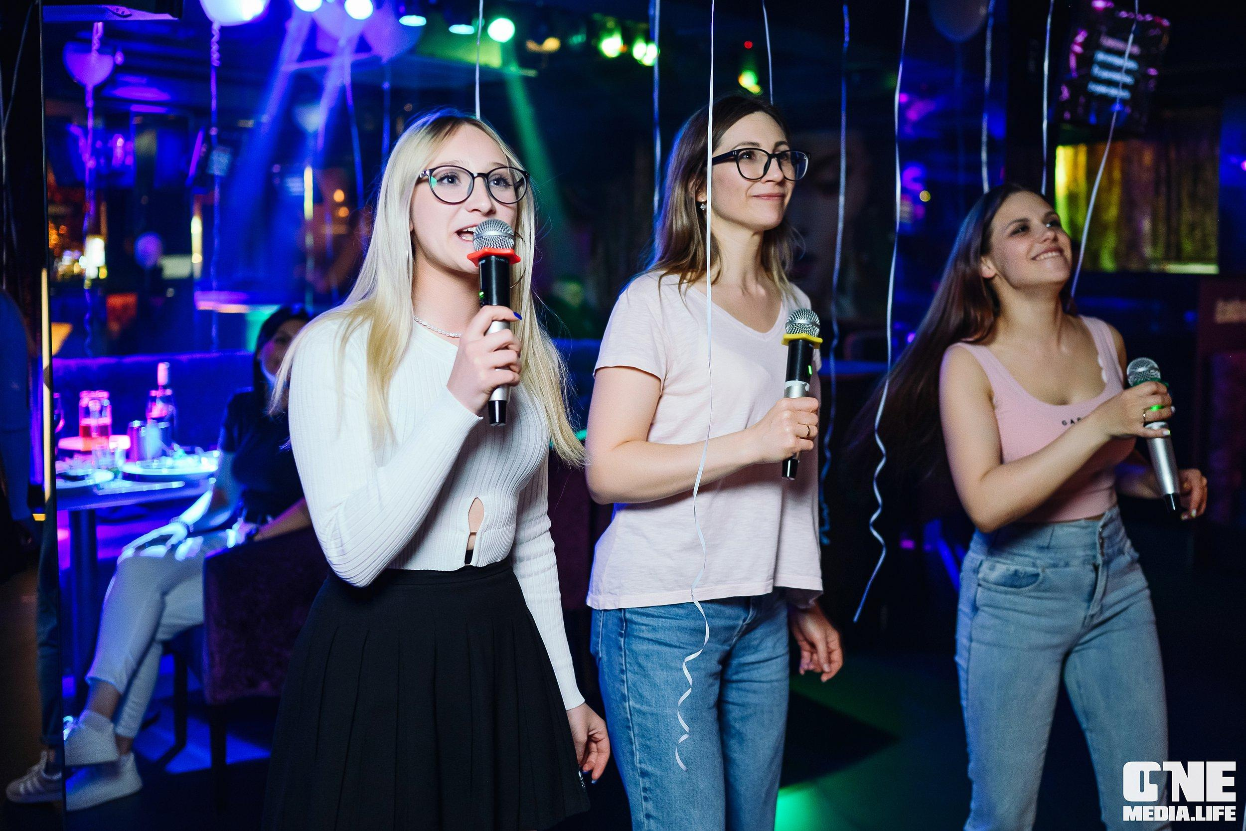 Фоторепортаж из караоке-клуба Эйфория. One Media Life: фоторепортажи, фотоотчеты с мероприятий и заведений