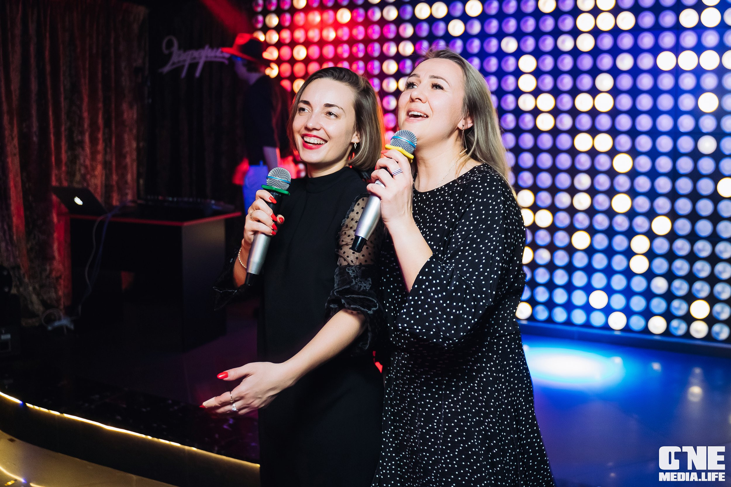 Фоторепортаж из караоке-клуба Эйфория. One Media Life: фоторепортажи, фотоотчеты с мероприятий и заведений