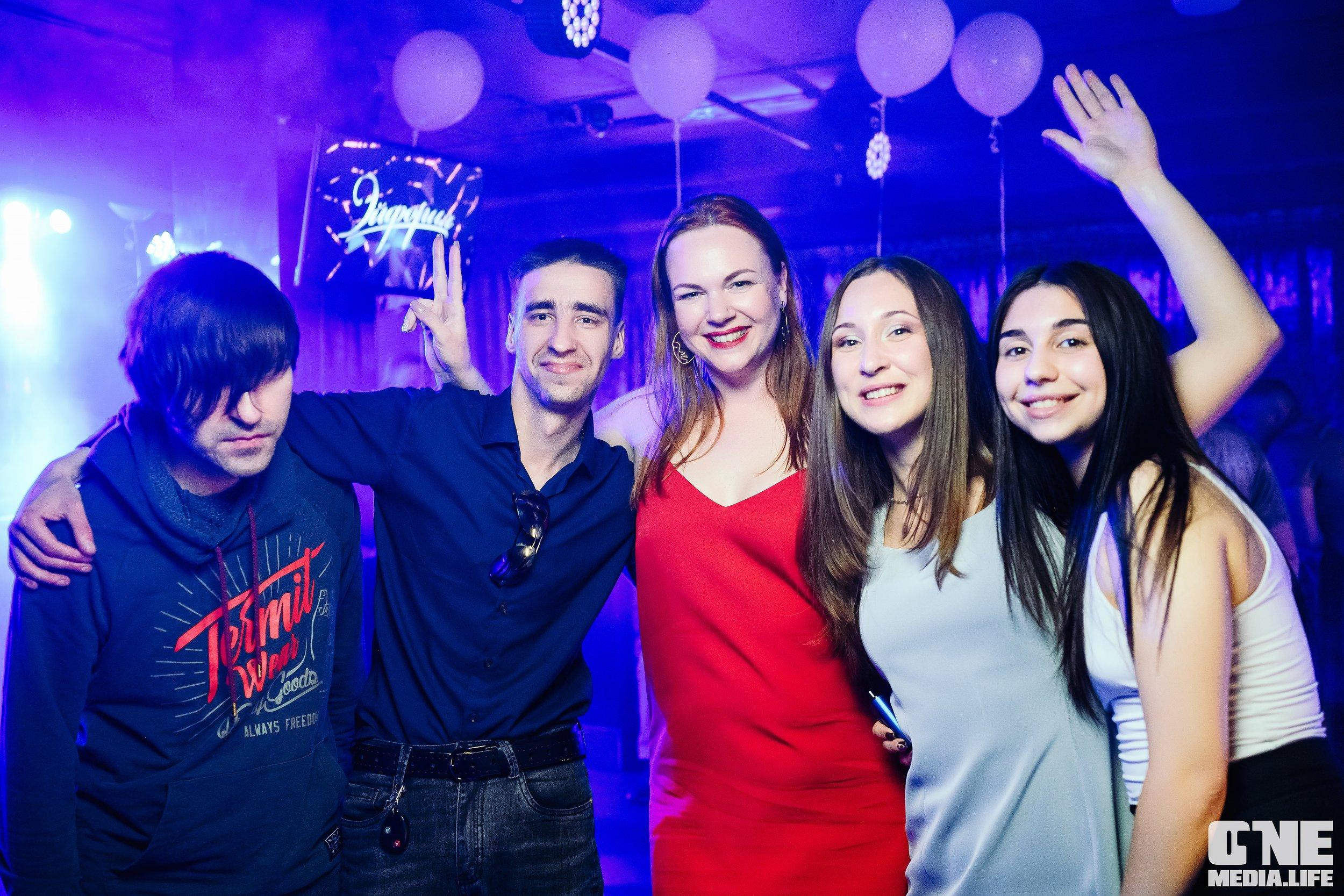 Фотоотчет из караоке-клуба Эйфория. One Media Life: фоторепортажи, фотоотчеты с мероприятий и заведений