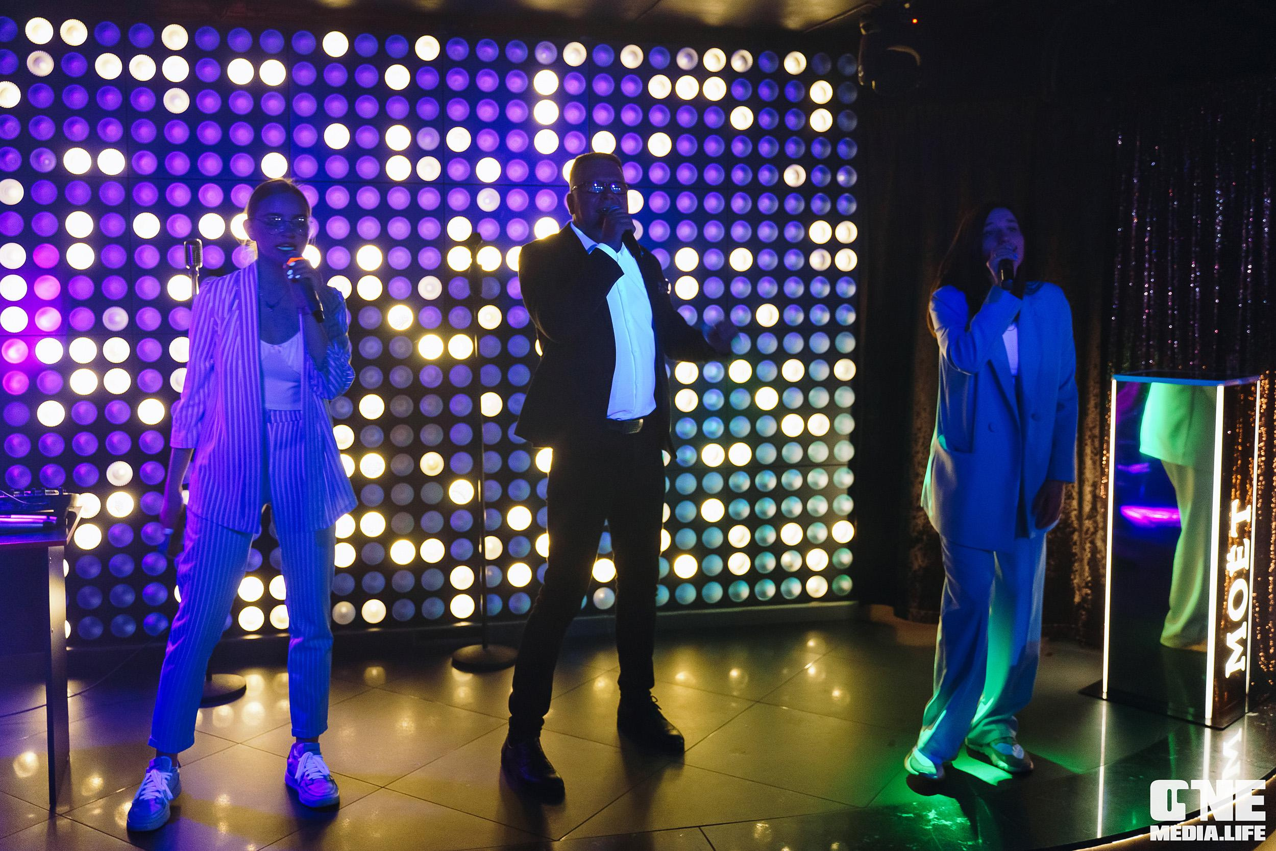 Фоторепортаж из караоке-клуба Эйфория. One Media Life: фоторепортажи, фотоотчеты с мероприятий и заведений